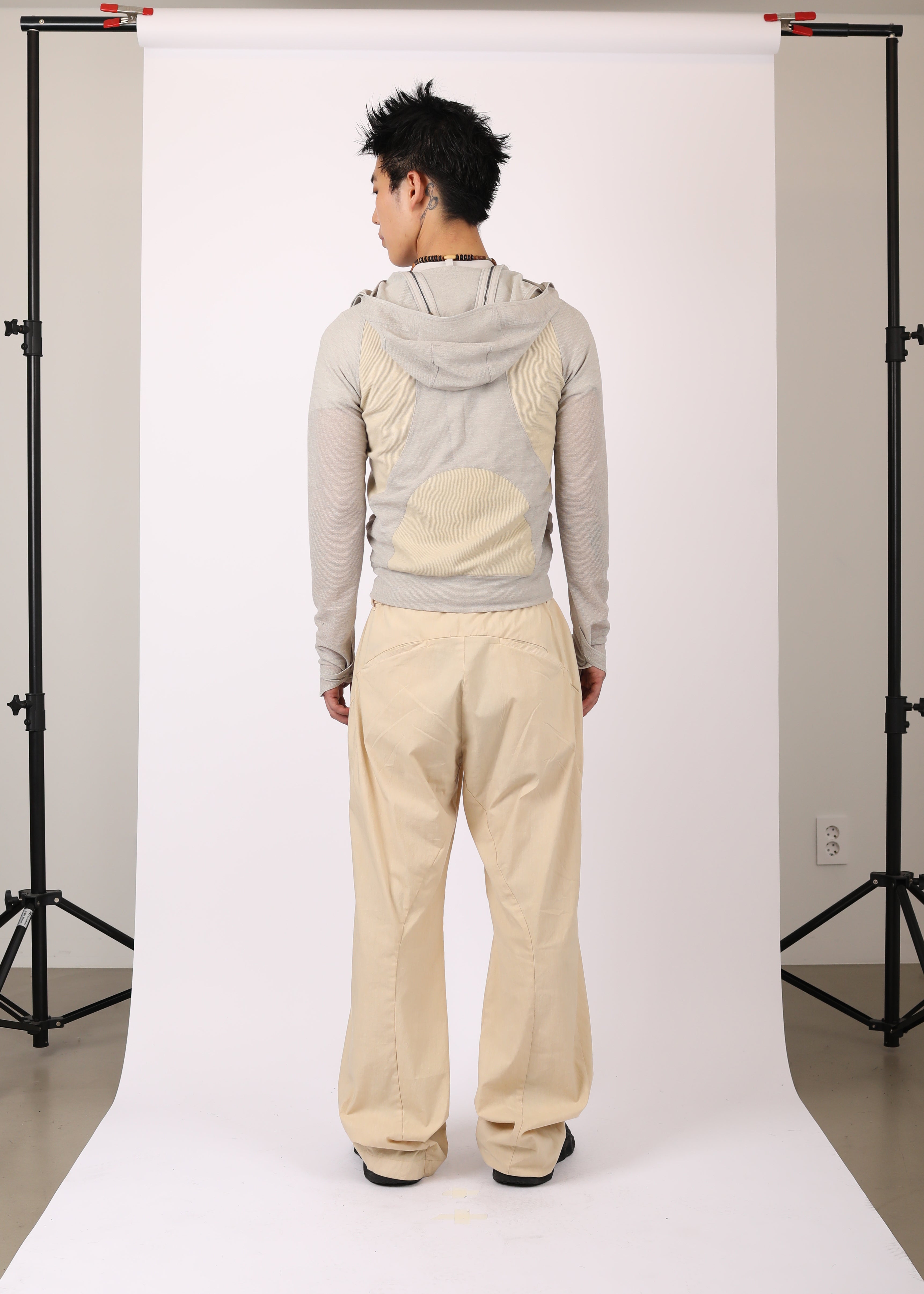 SLASHED ZIP HOODIE BEIGE