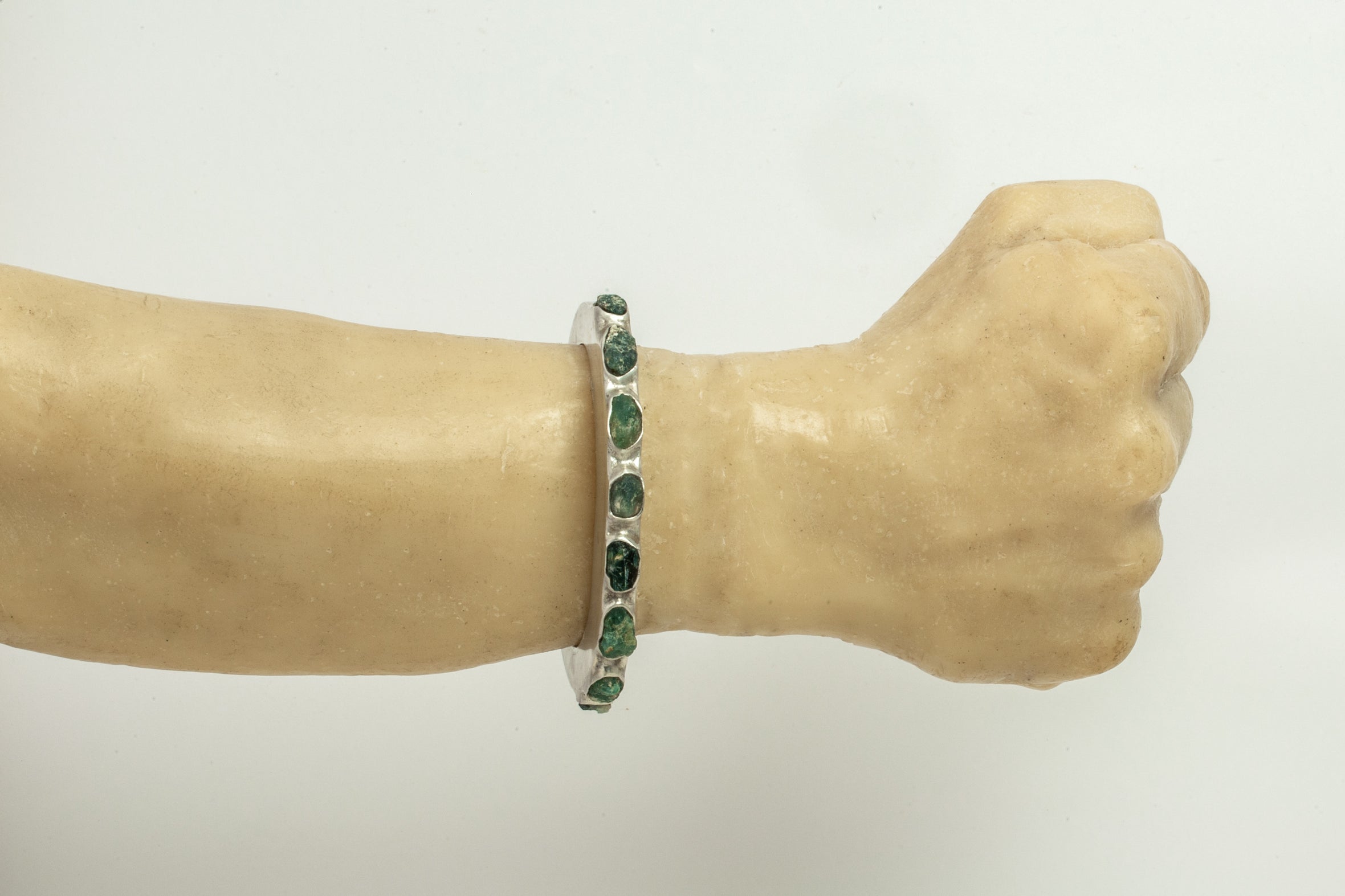 Crescent Bracelet (Terrestrial Surfaced, 7mm)