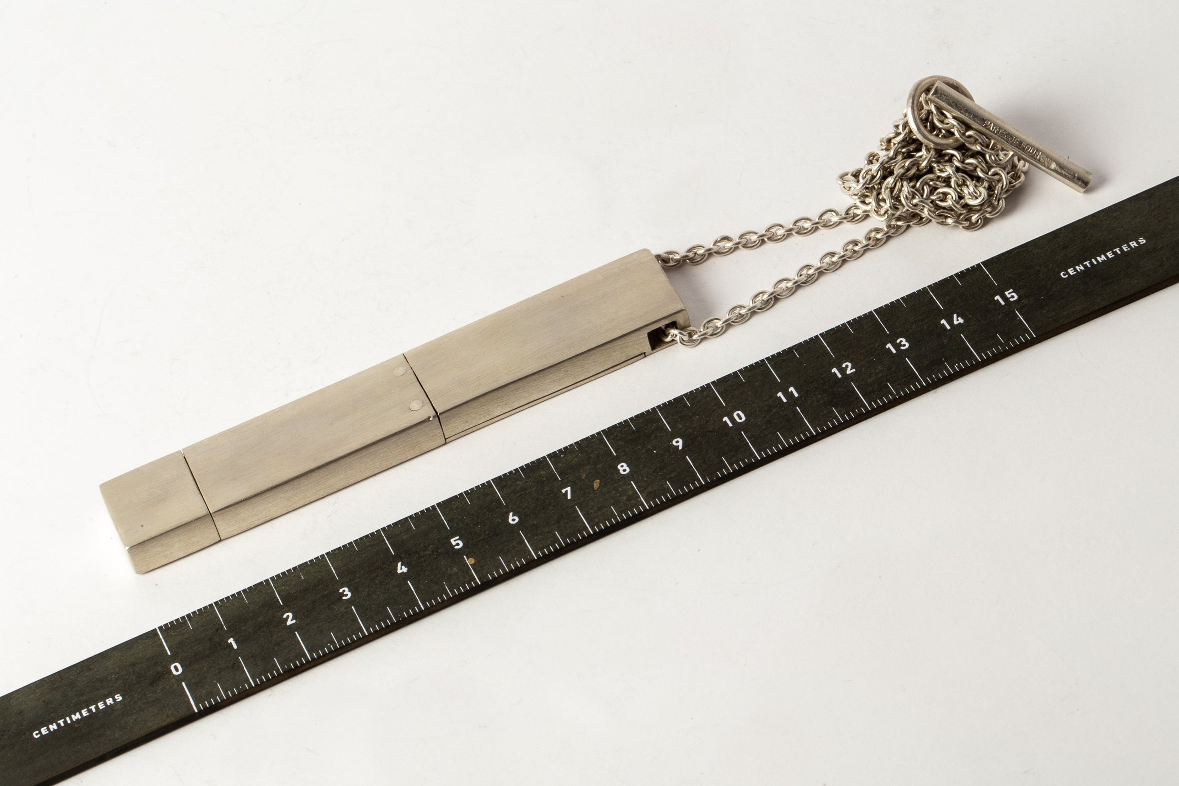 USB Necklace v5 (Long, 128GB, USB 3.0, MA)