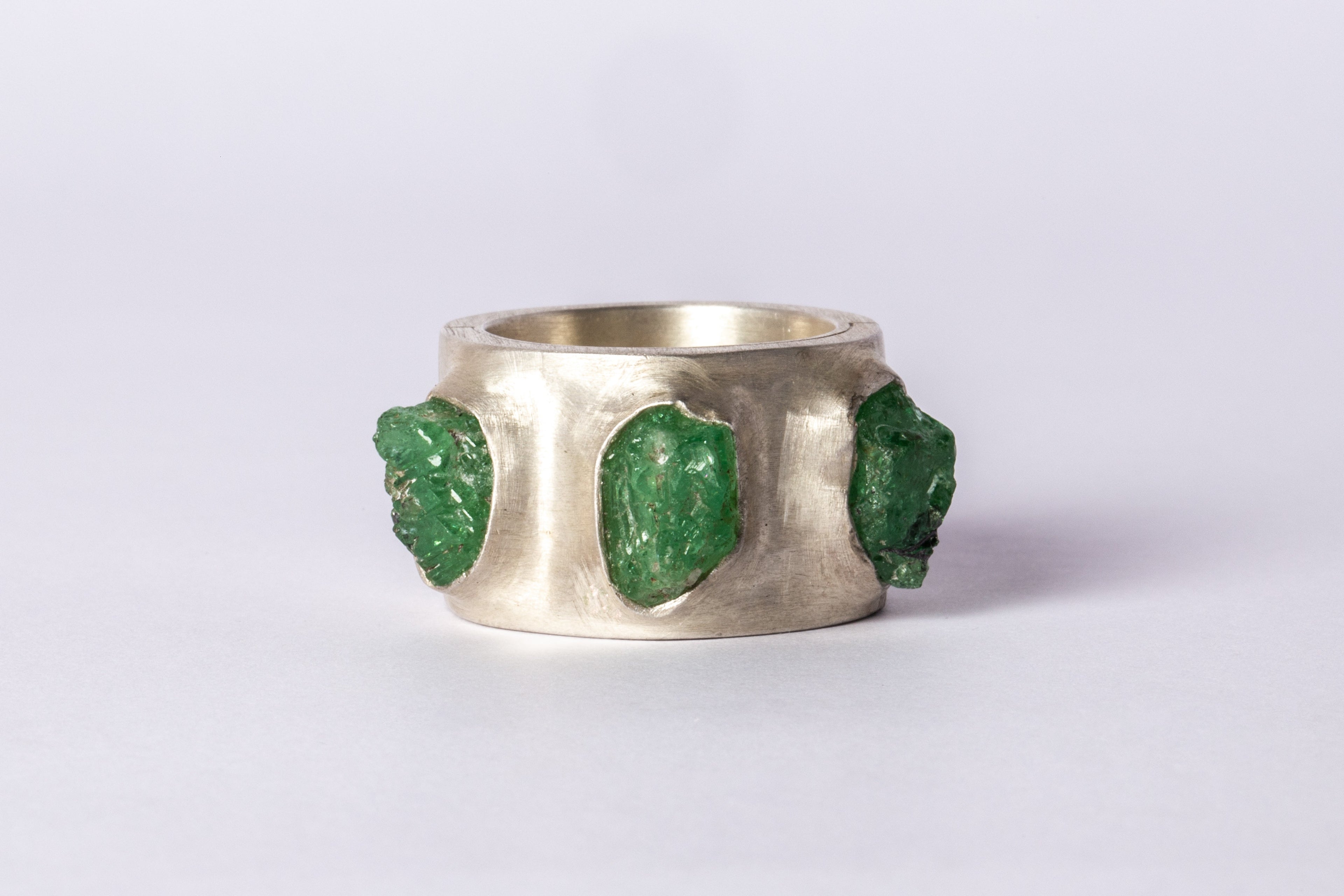 Sistema Ring (Terrestrial Surfaced, 3 Green Garnets)