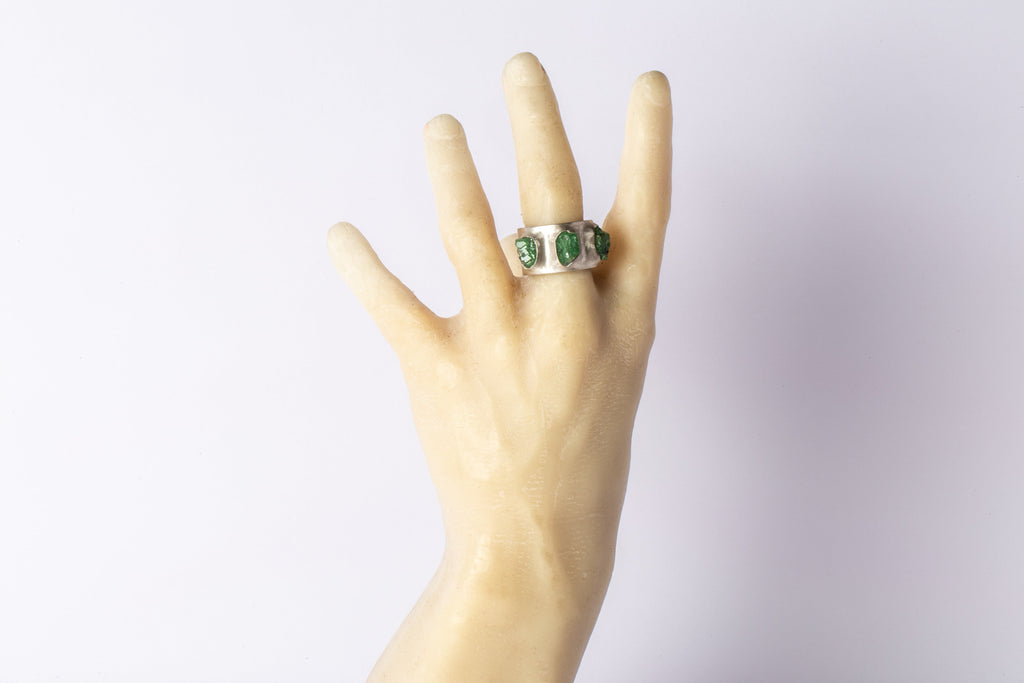 Sistema Ring (Terrestrial Surfaced, 3 Green Garnets)