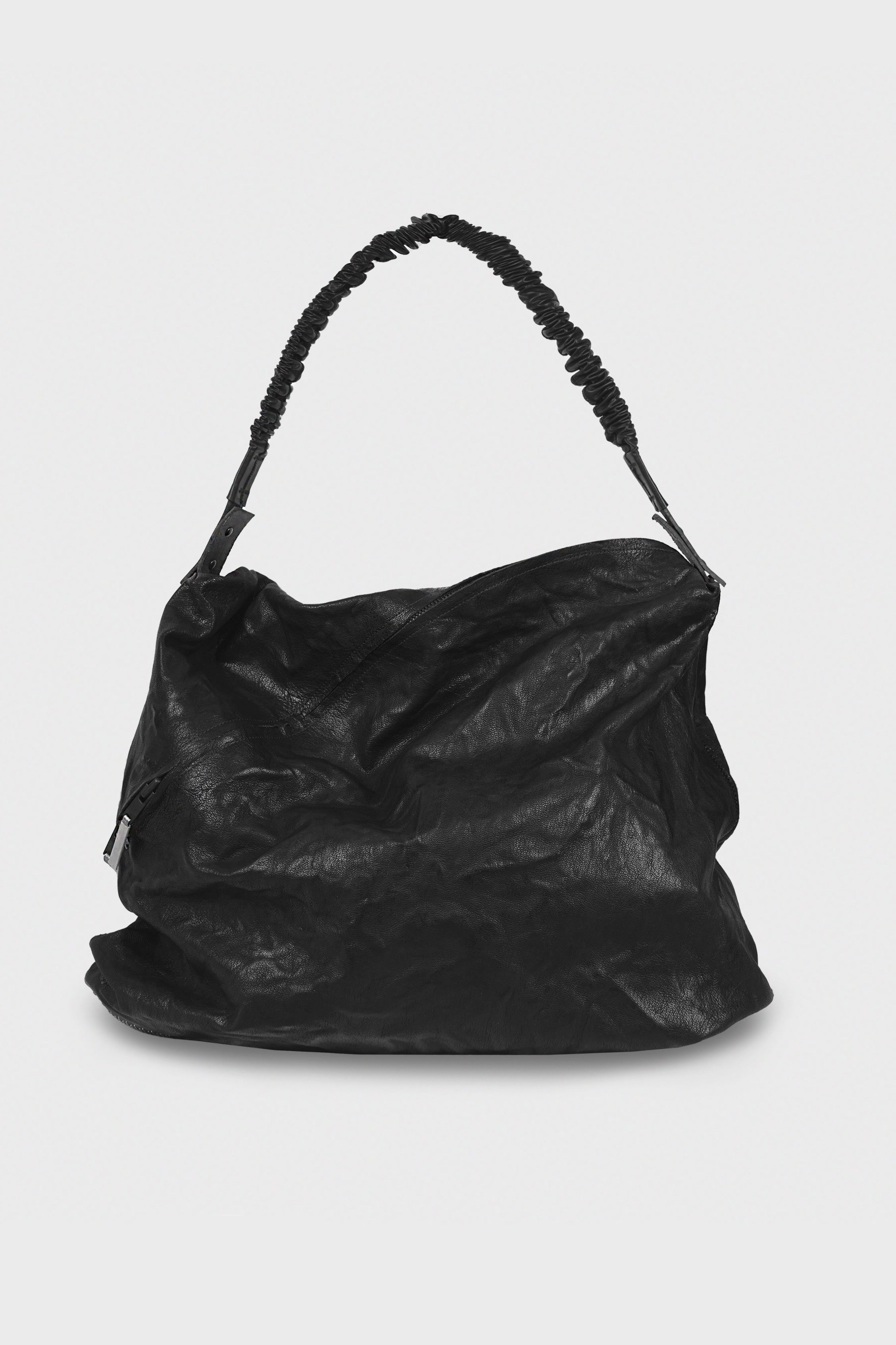ISAAC SELLAM - BALLADEUR-CRASSE POUILLE E26 BAG BLACK – LABSTORE WORLD