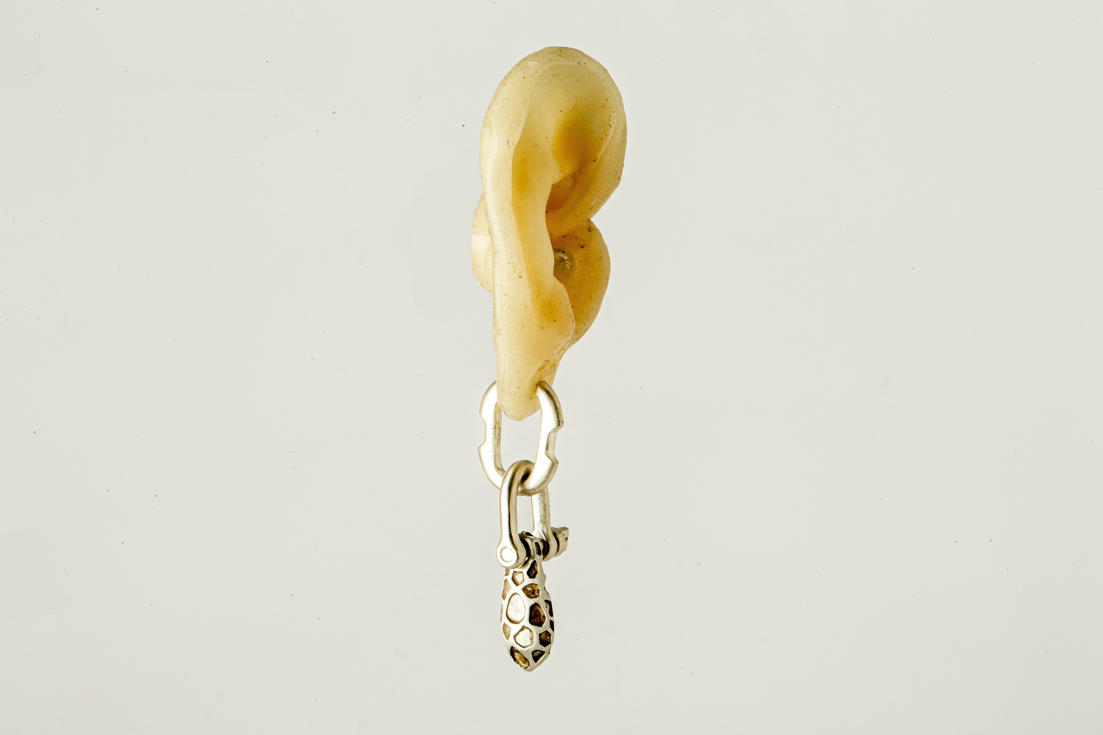 Deco Earring (Extra Small Link, Mega Pavé)