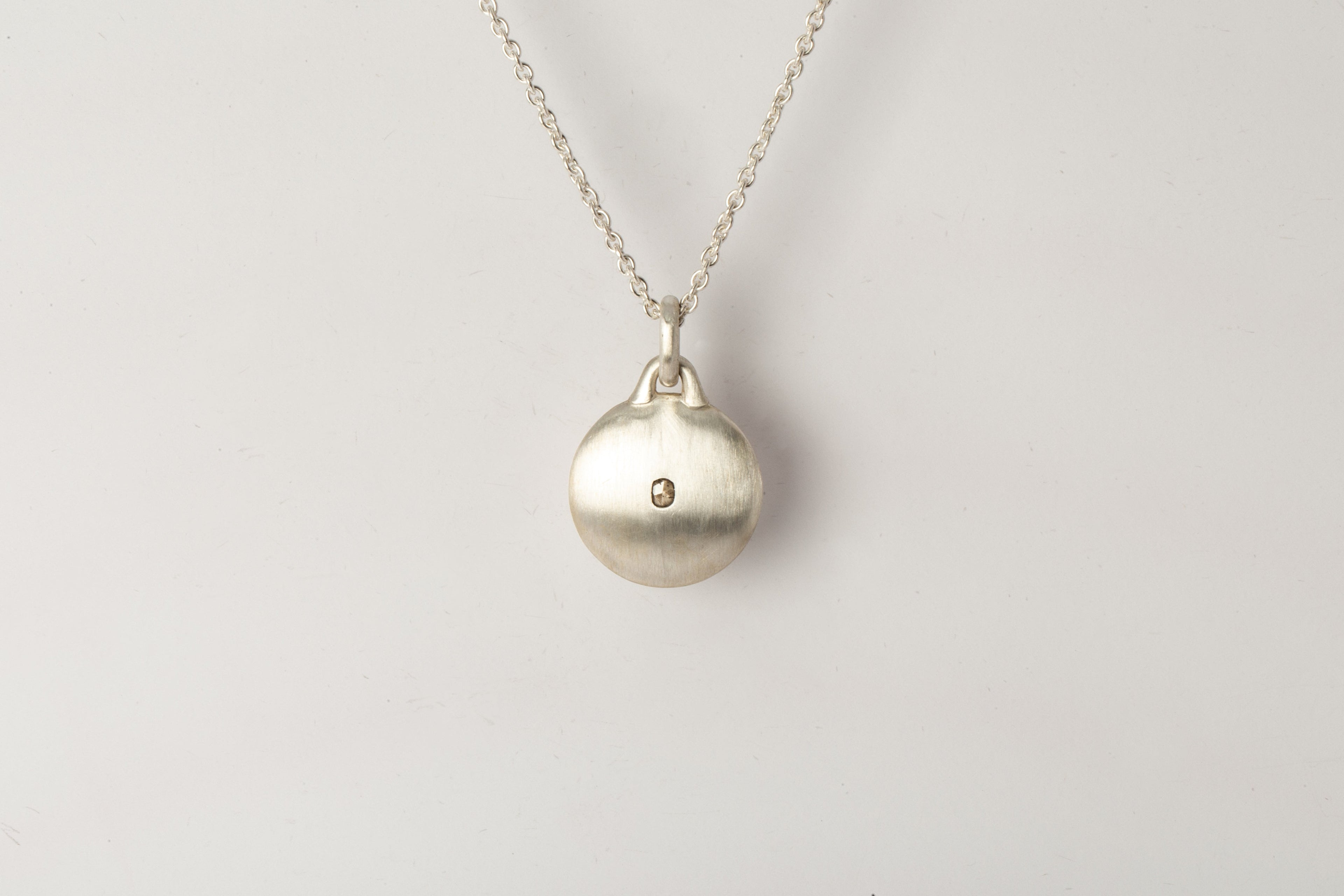 Disk Necklace (0.2 CT, Tiny Faceted Diamond Slab, 35mm)