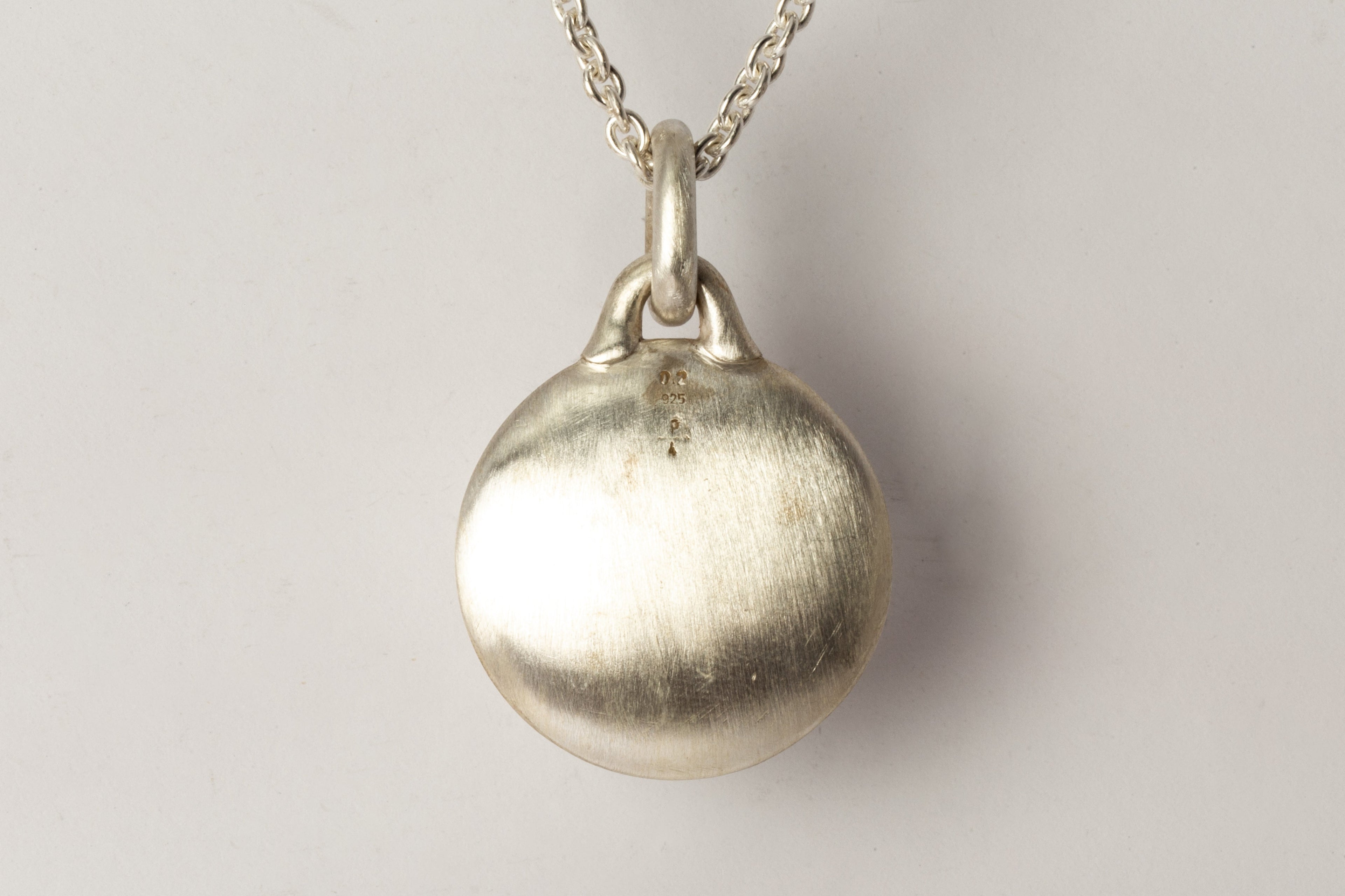 Disk Necklace (0.2 CT, Tiny Faceted Diamond Slab, 35mm)