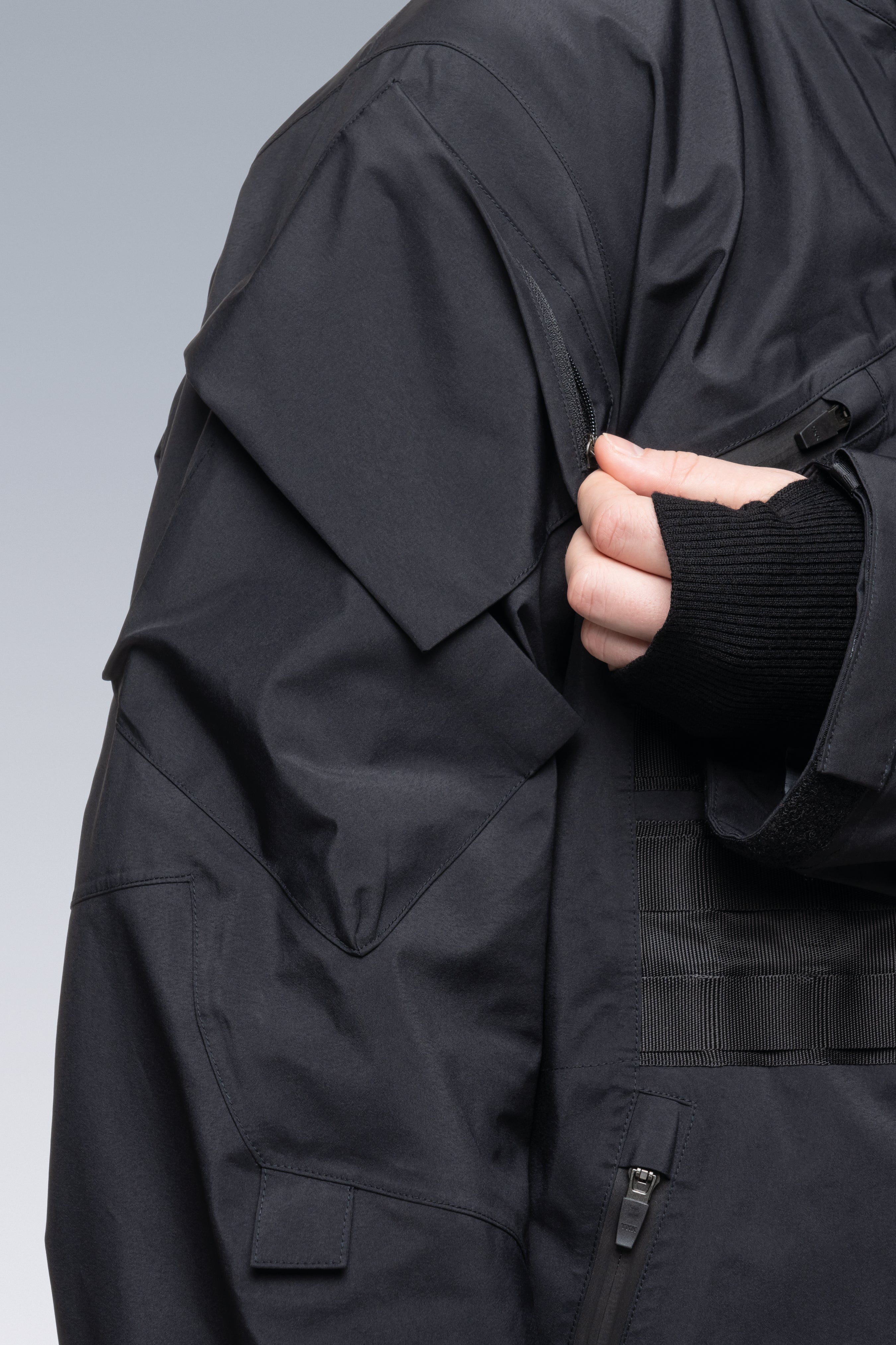 J1WTS-GT 3L Gore-Tex Pro Interops Jacket - RAF Green