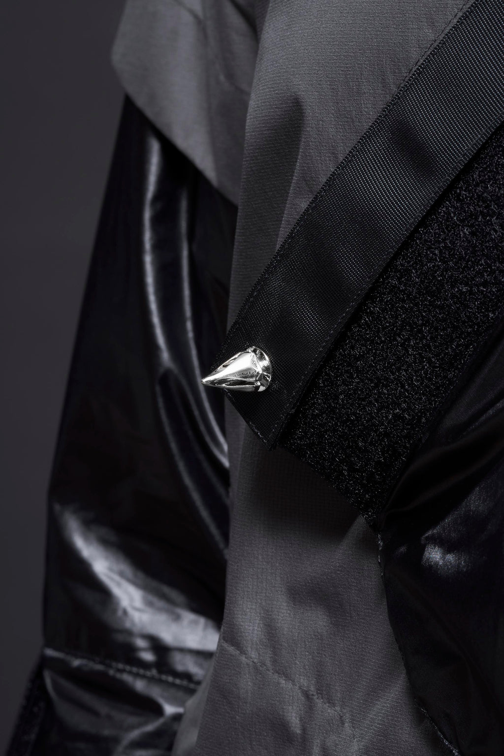 J36-WS Windstopper® Interops Jacket - Grey