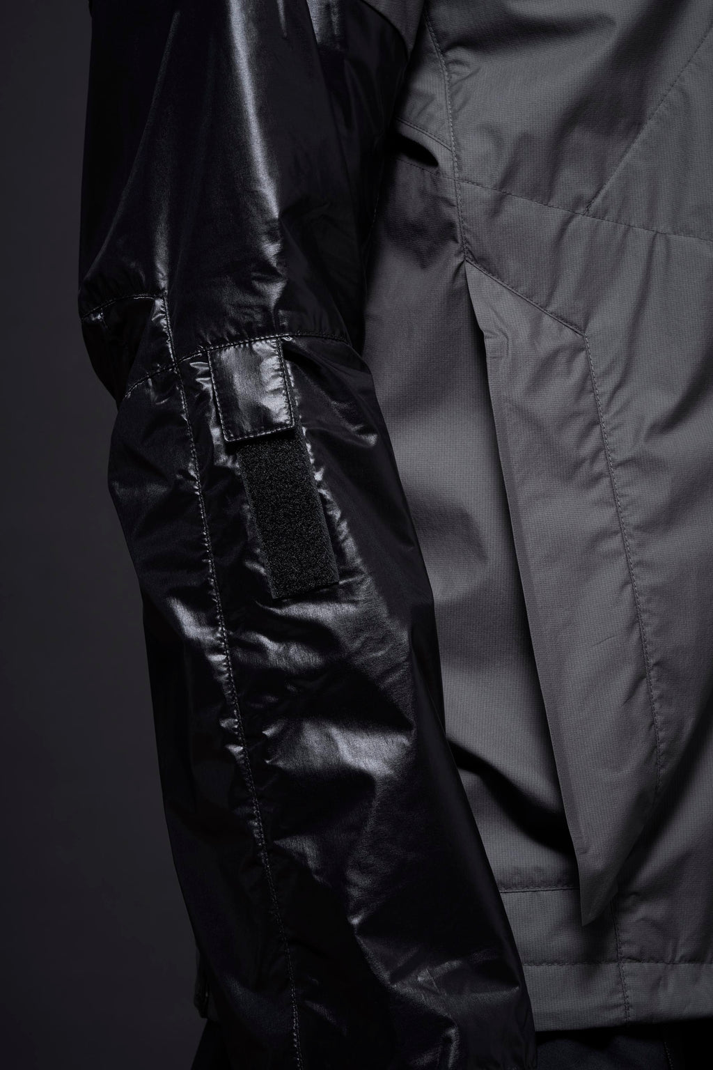 J36-WS Windstopper® Interops Jacket - Black