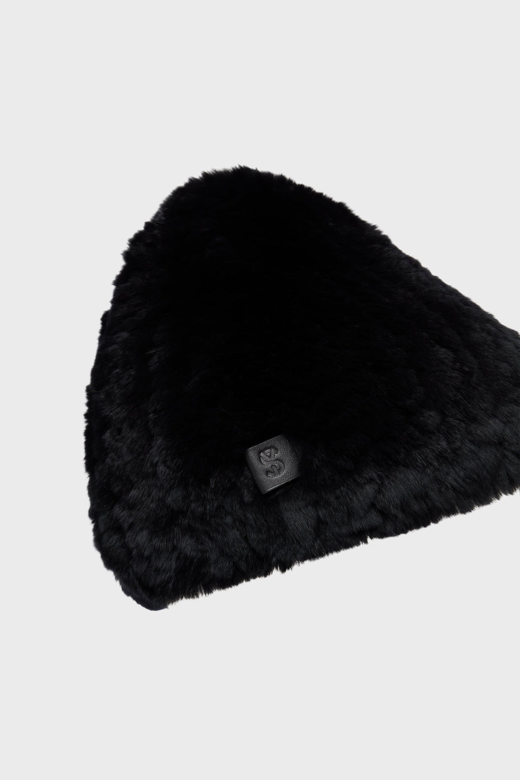 BLACK KNITTED RABBIT FUR BEANIE