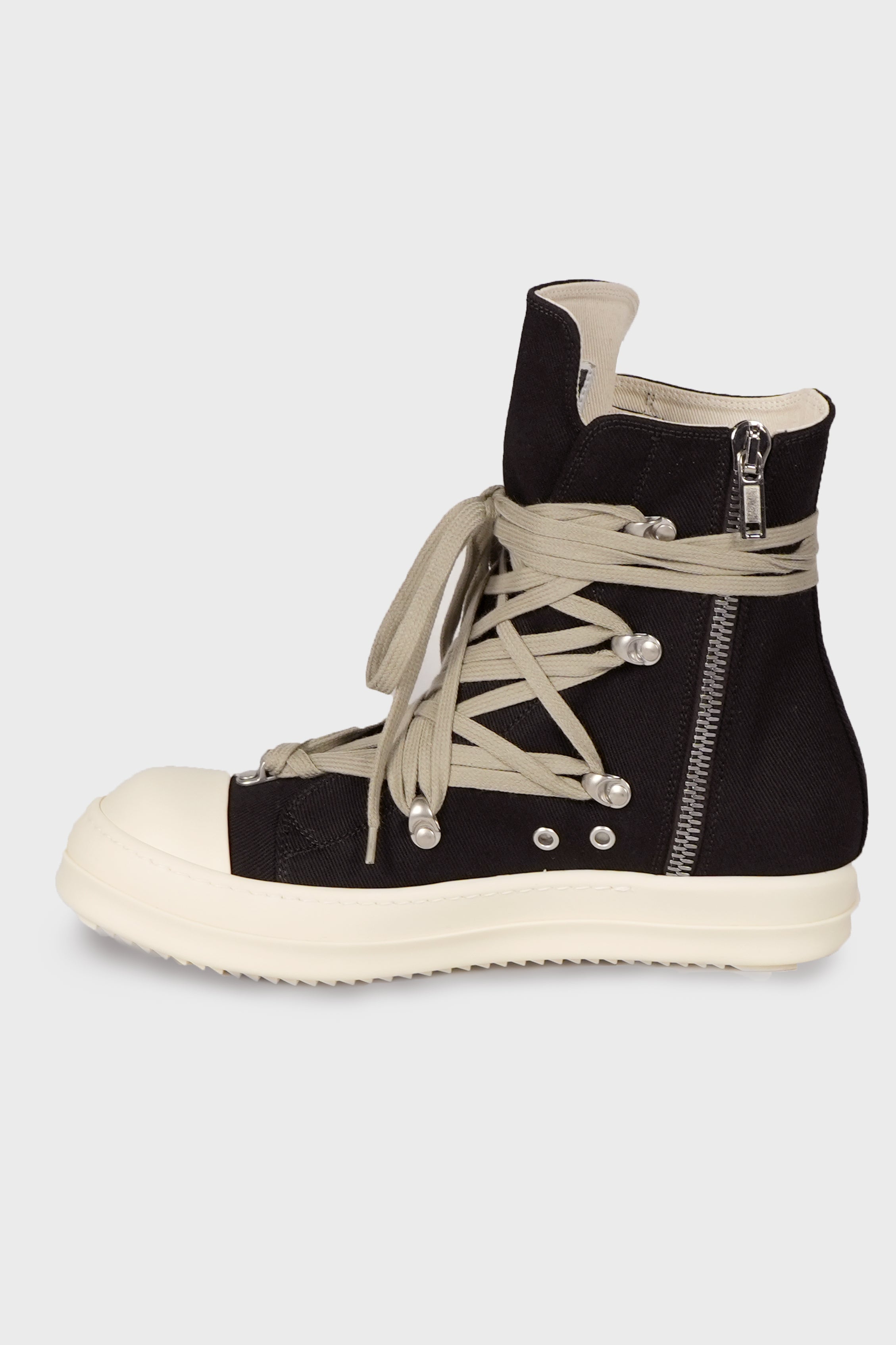 MEGALACE SNEAKS BLACK/MILK/MILK