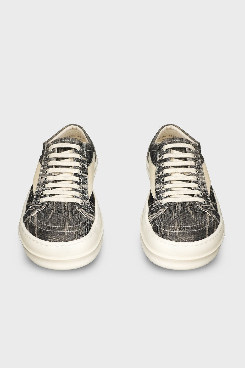 VINTAGE SNEAKS BLACK WASHED FOIL