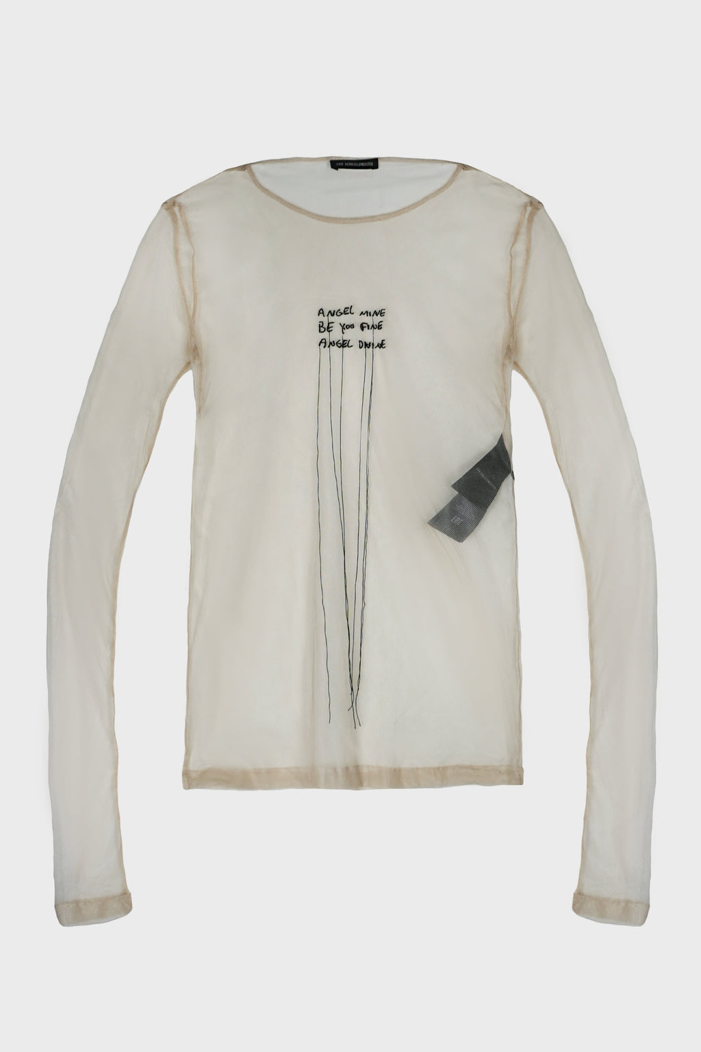 FIENE SLIM FIT LONGSLEEVE T-SHIRT DUSTY NUDE