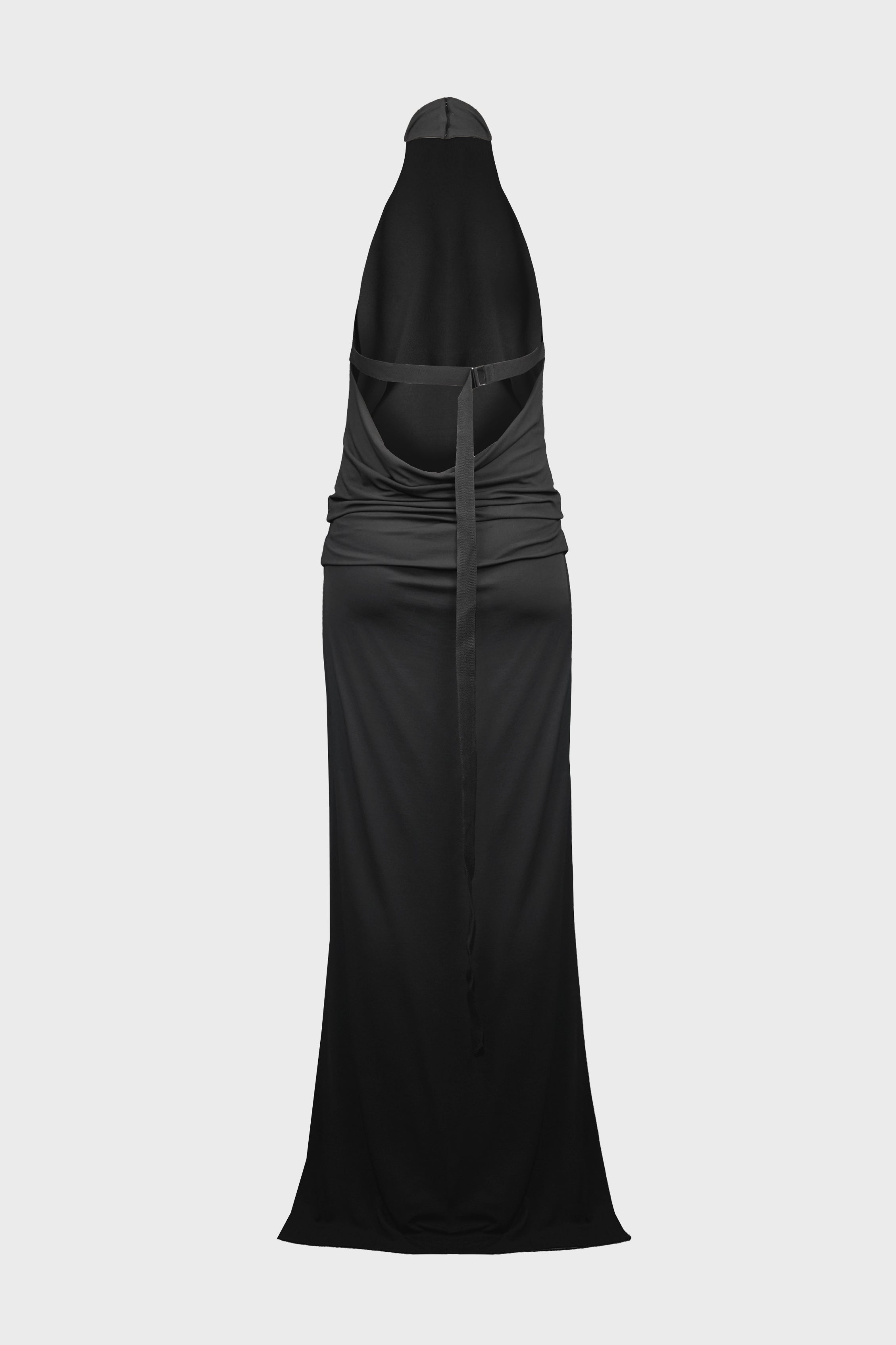 RUT HIGHNECK OPEN BACK MAXI DRESS BLACK