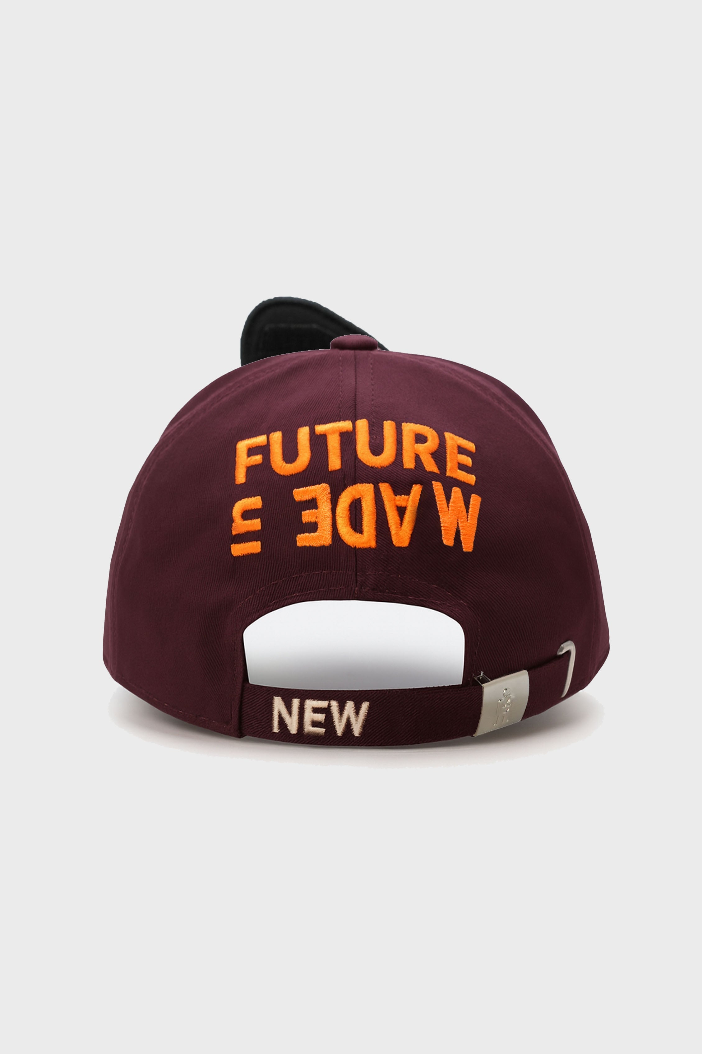 WE COME IN PEACE CAP BORDEAUX W/ PATCH