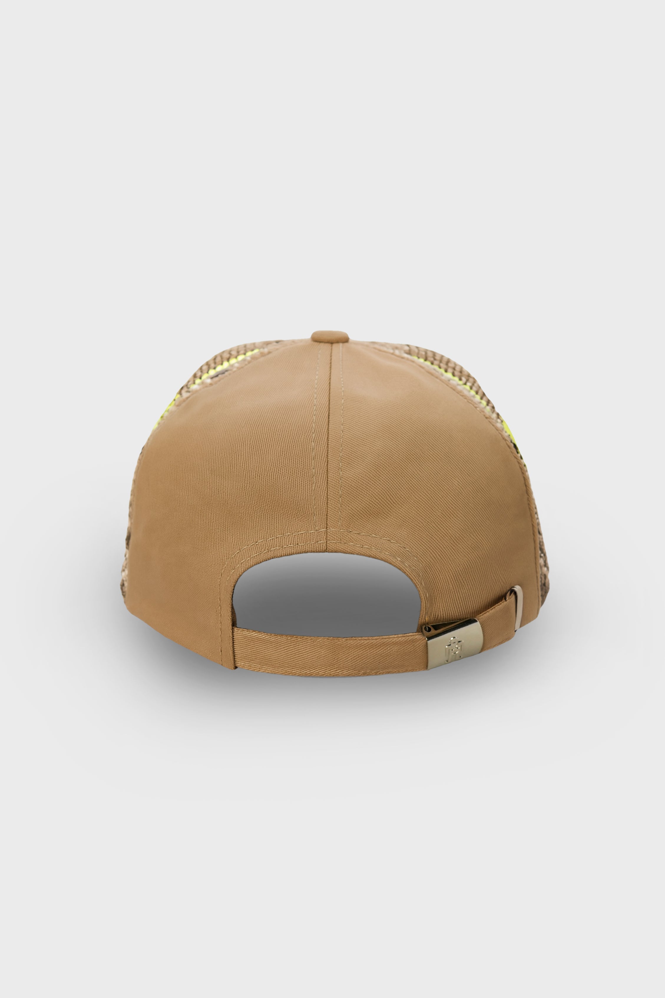 NEW CAP CAMEL