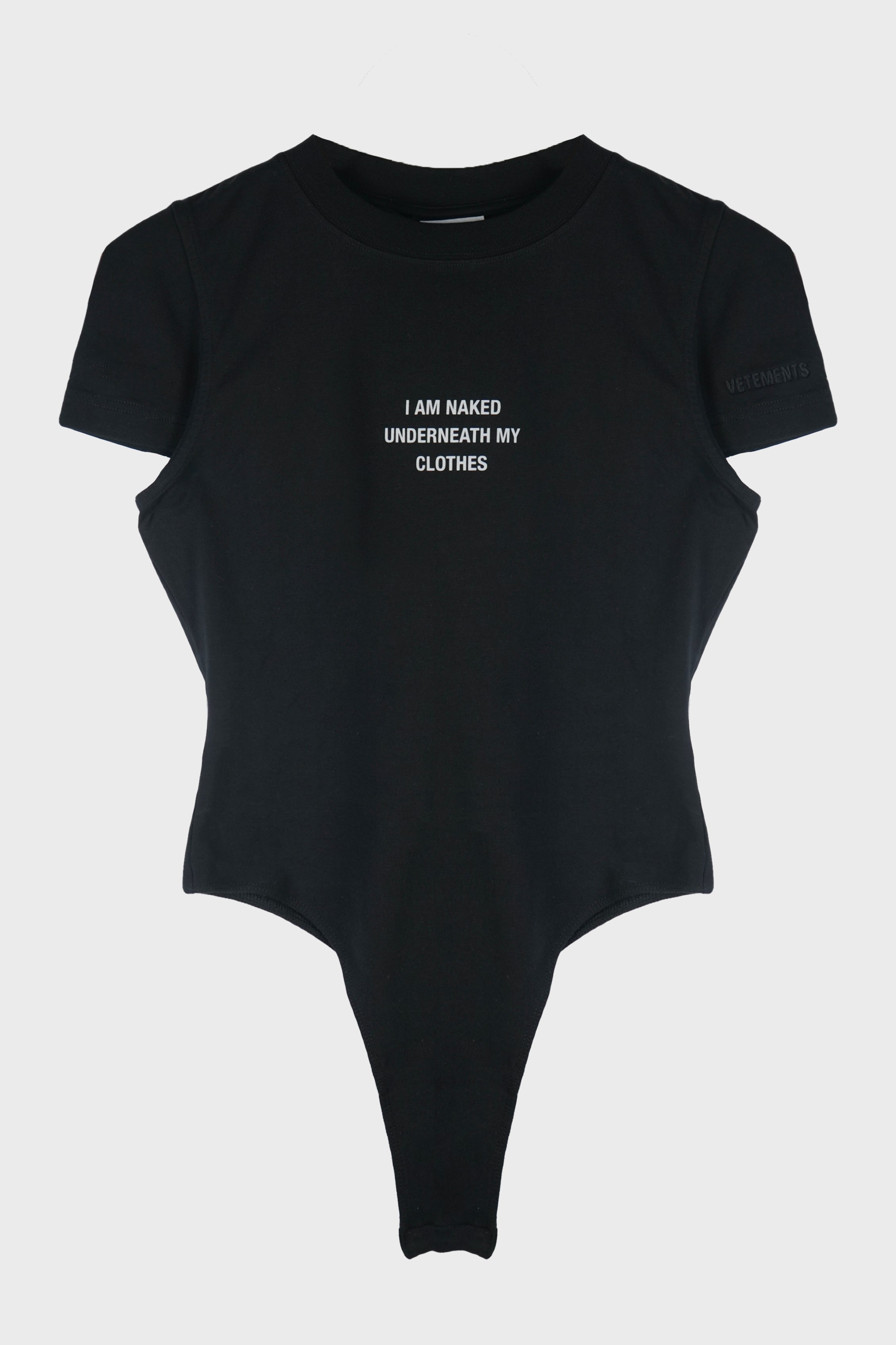 I AM NAKED UNDER MY CLOTHES FRONT SLEEVE BODY WASHED BLACK