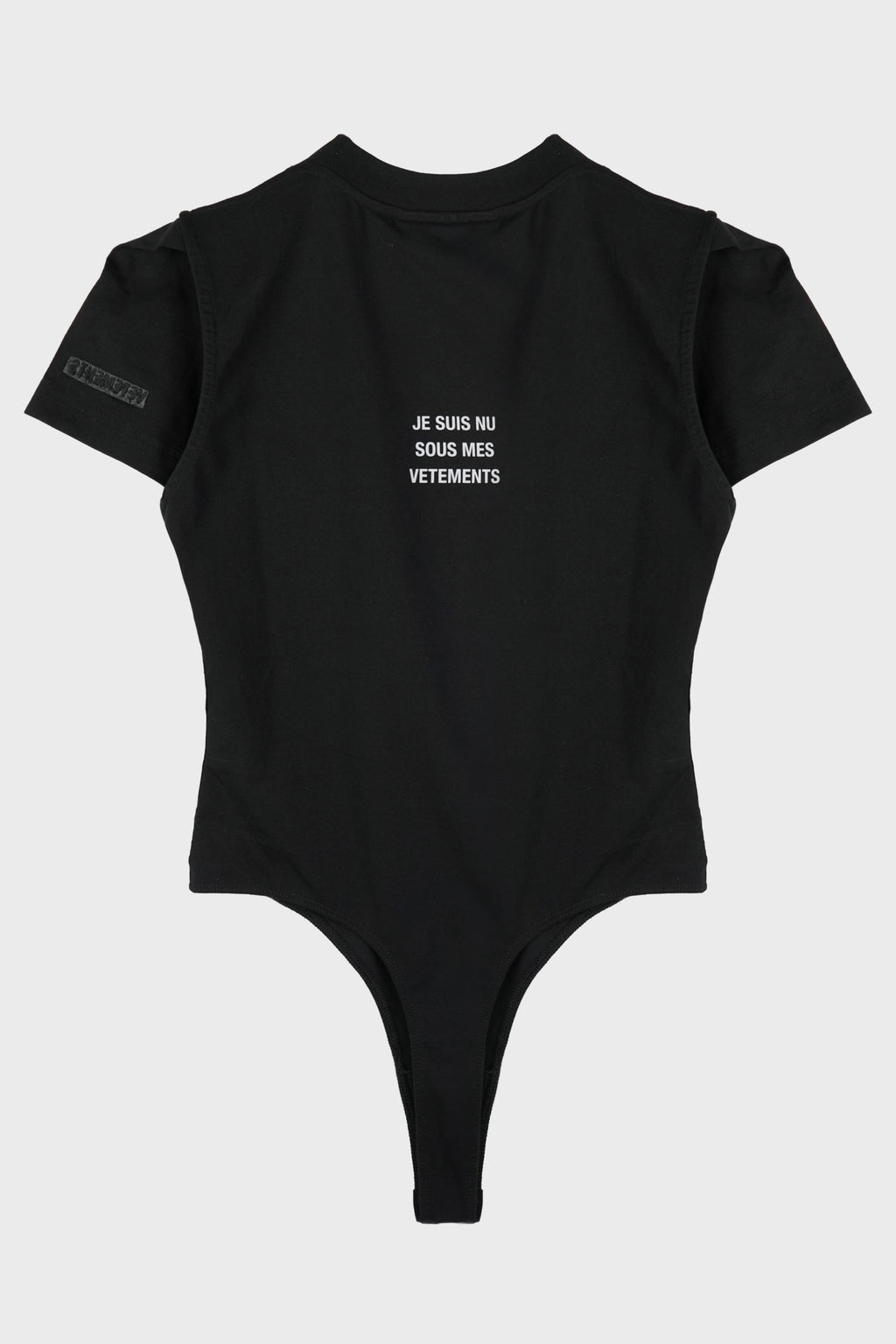 I AM NAKED UNDER MY CLOTHES FRONT SLEEVE BODY WASHED BLACK