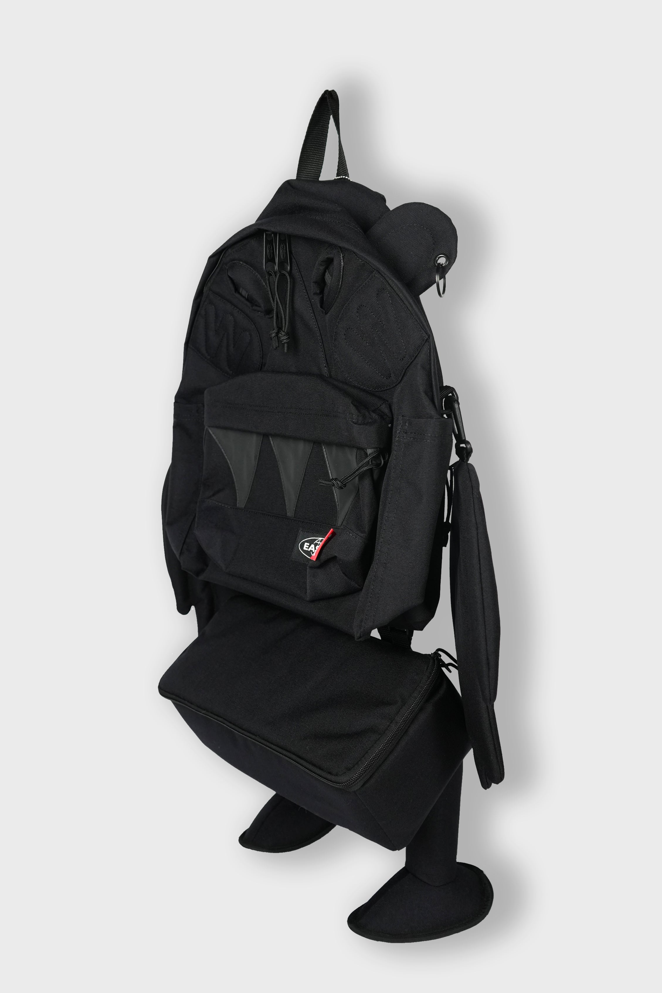 × EAST PAK MONSTER BACKPACK EXTENDED BLACK