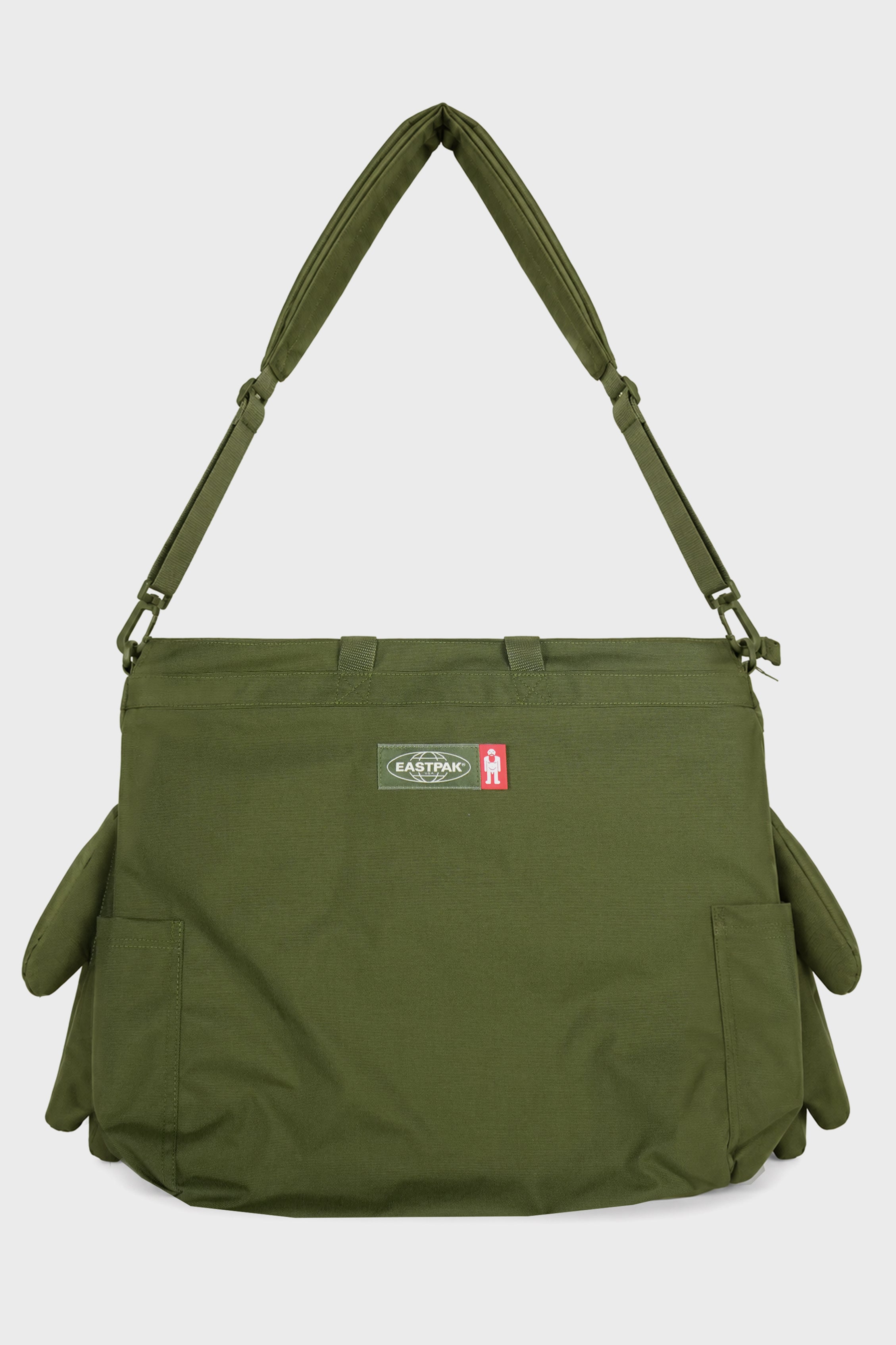 × EAST PAK MONSTER CARRY BAG MILITARY GREEN