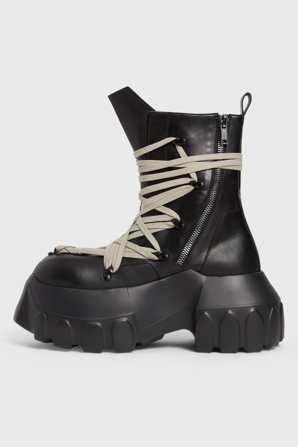 MEGALACED MEGA TRACTOR BLACK