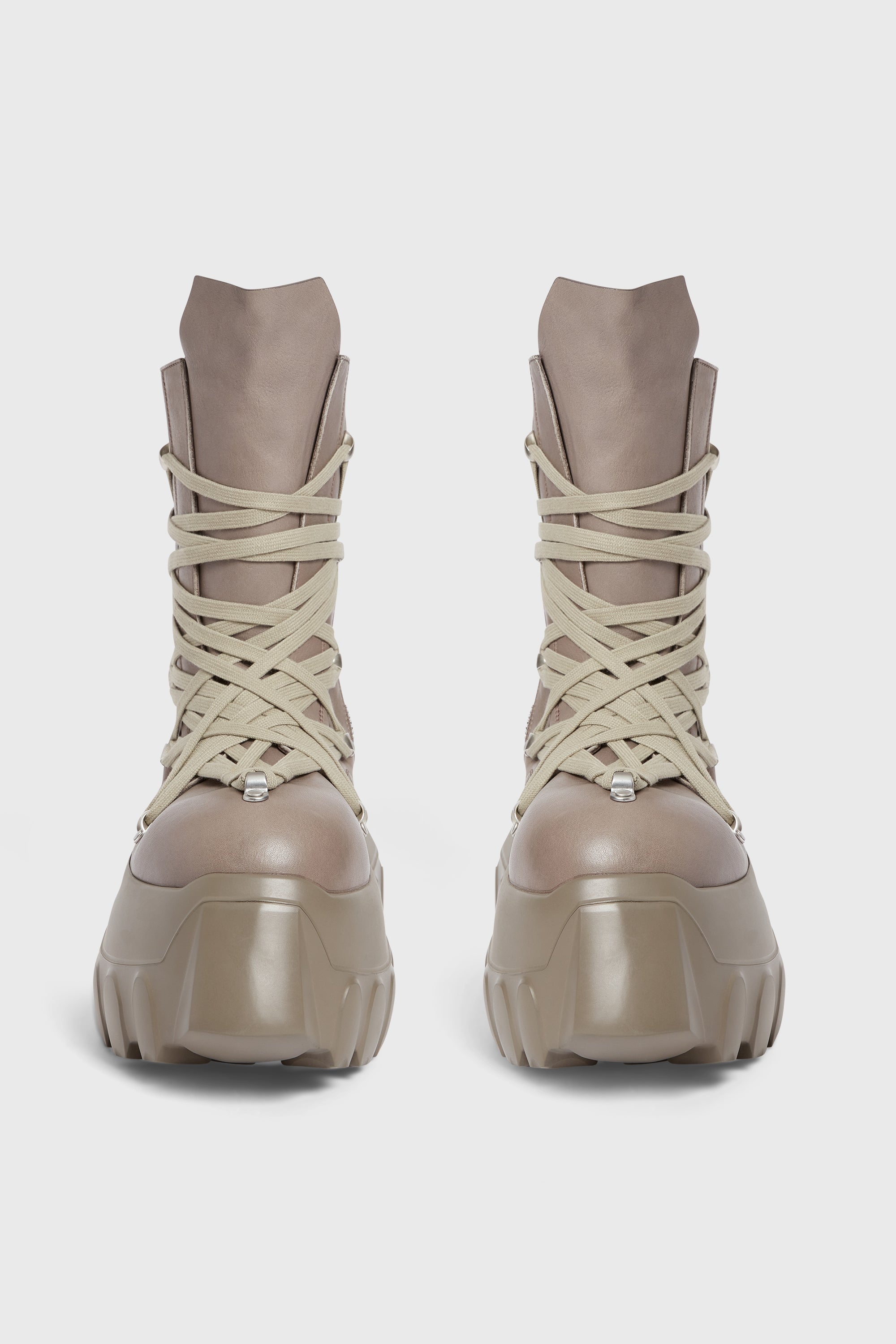 靴 megalaced mega tractor boots Rick Owens Megalaced Mega Tractor Boots in Black | FWRD