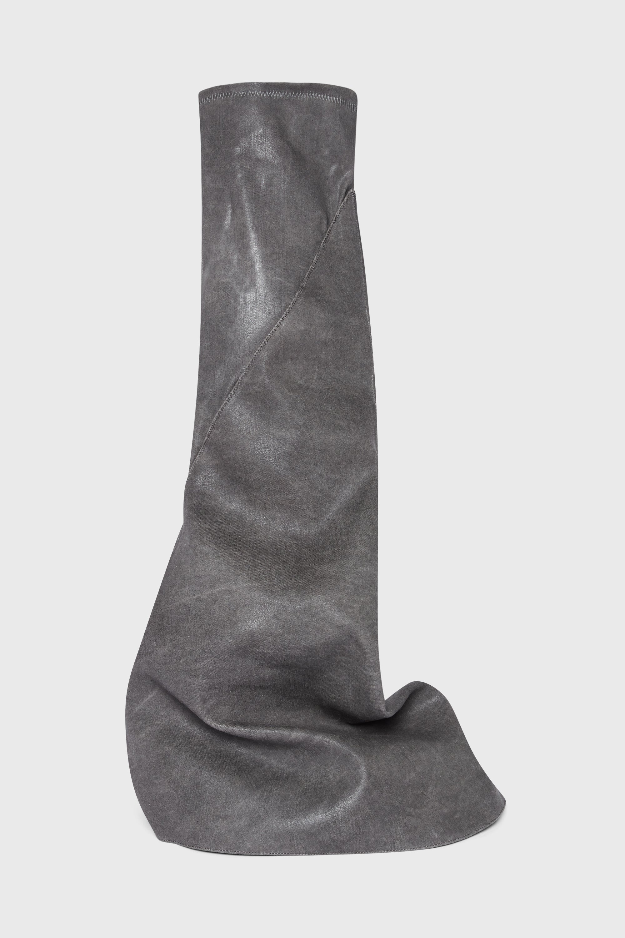 FETISH SNEAKS DARK DUST