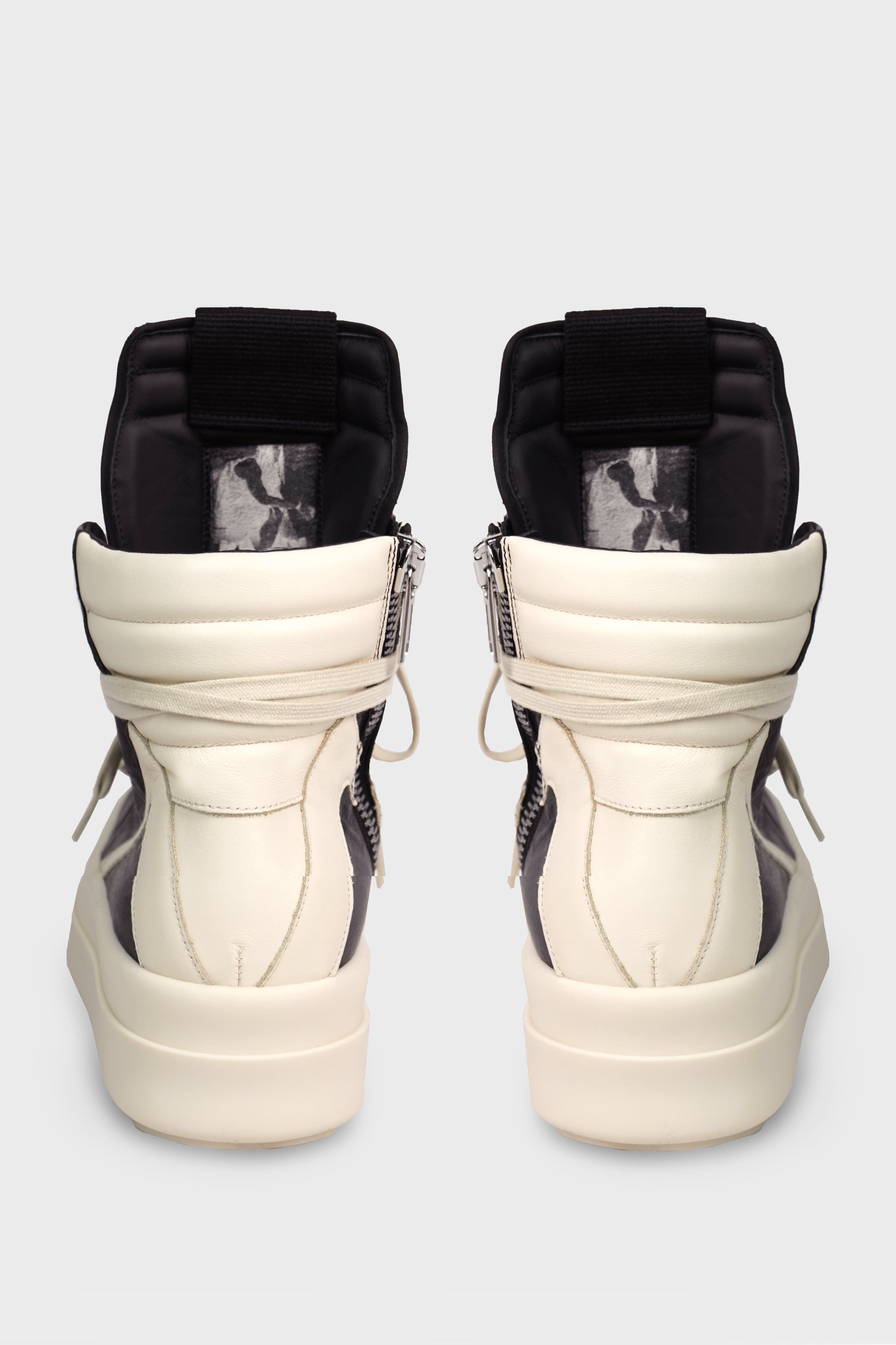 MEGA BUMPER GEOBASKET BLACK/MILK/MILK