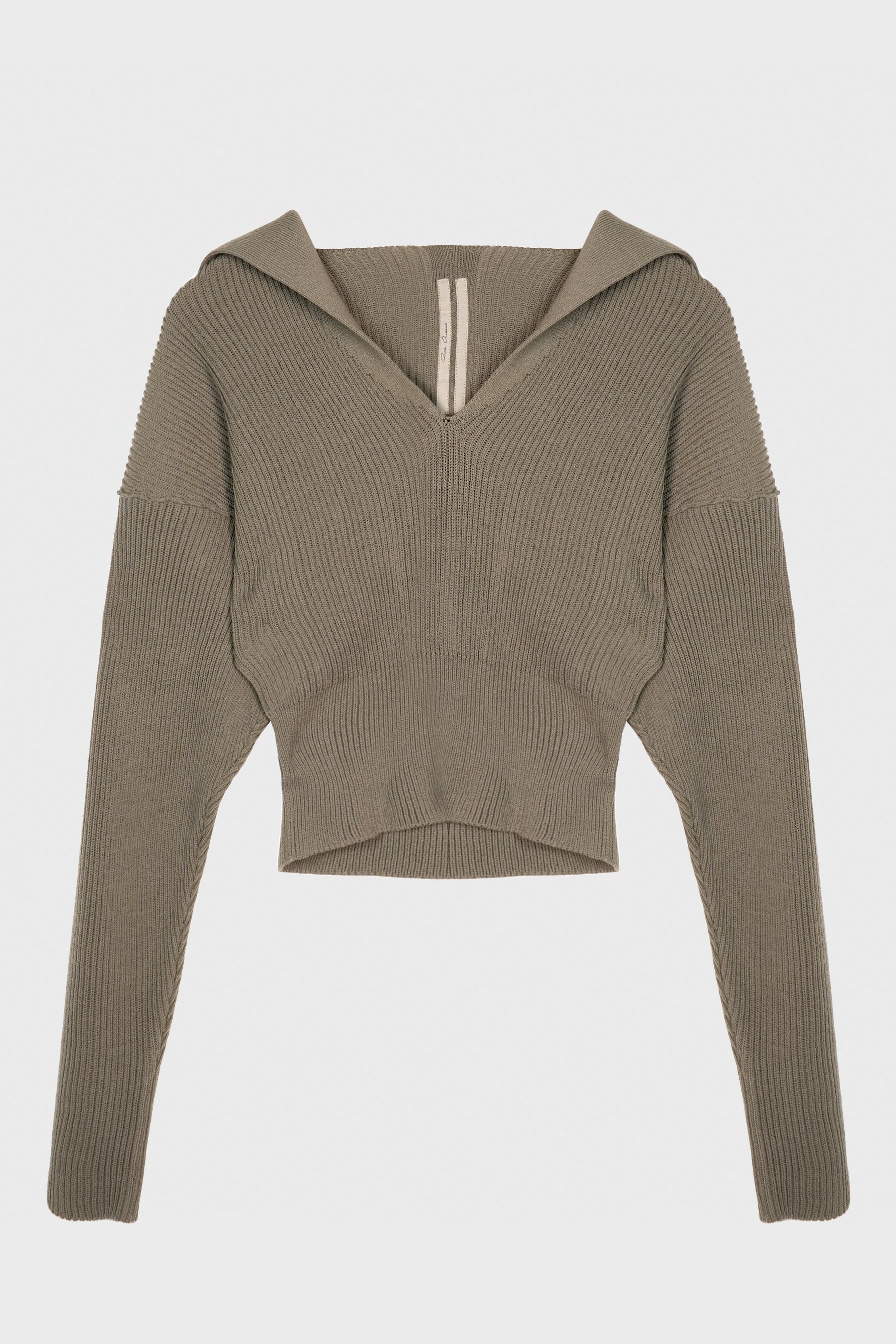 DRACU CROPPED V DUST