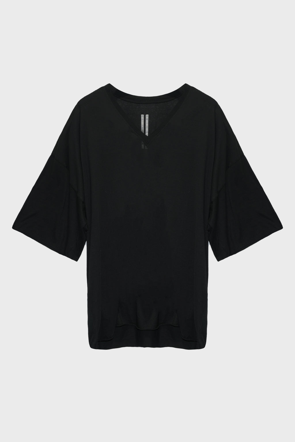 V TOMMY T BLACK