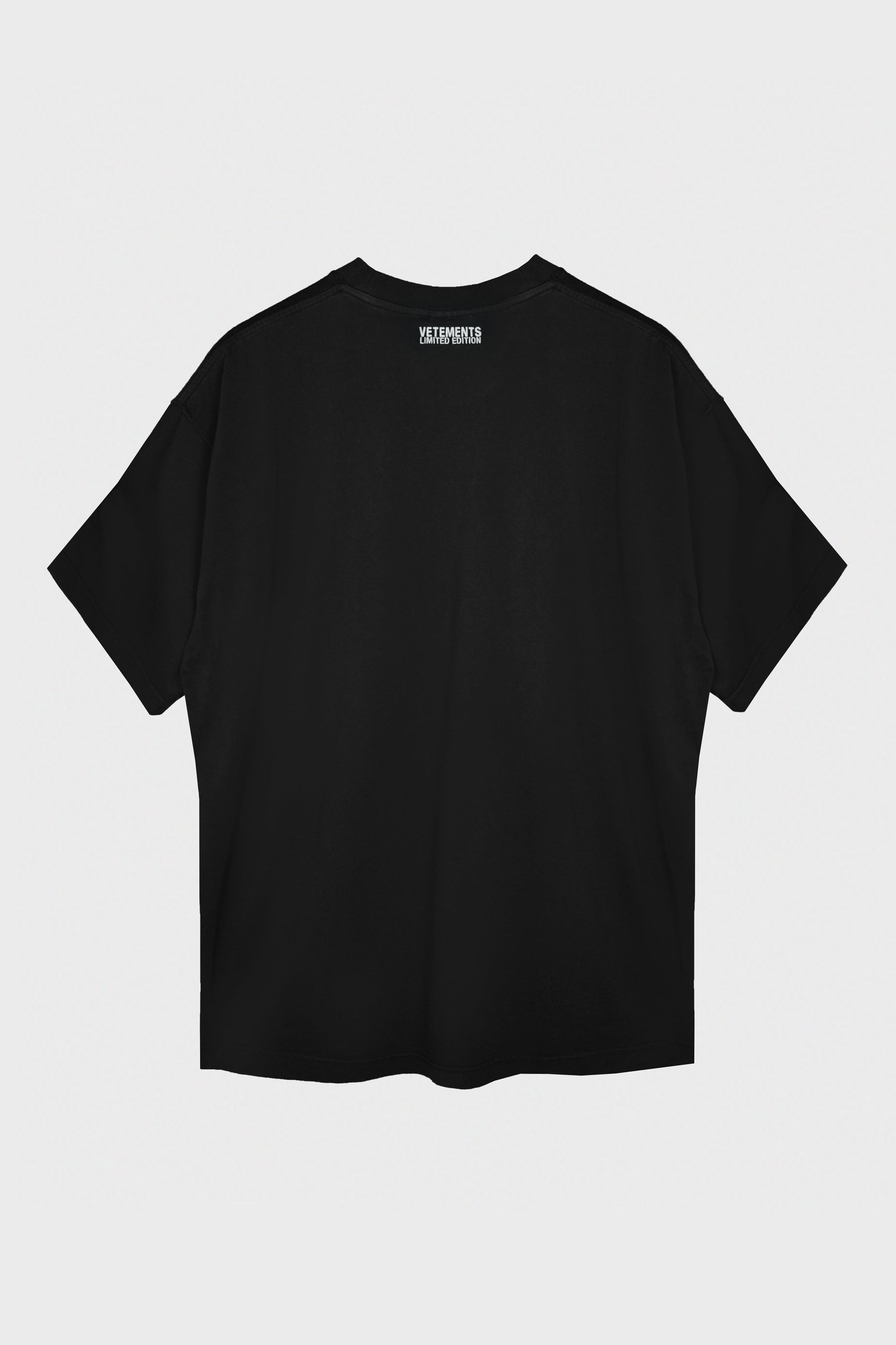 VETEMENTS - ICONIC LOGO T-SHIRT BLACK – LABSTORE WORLD