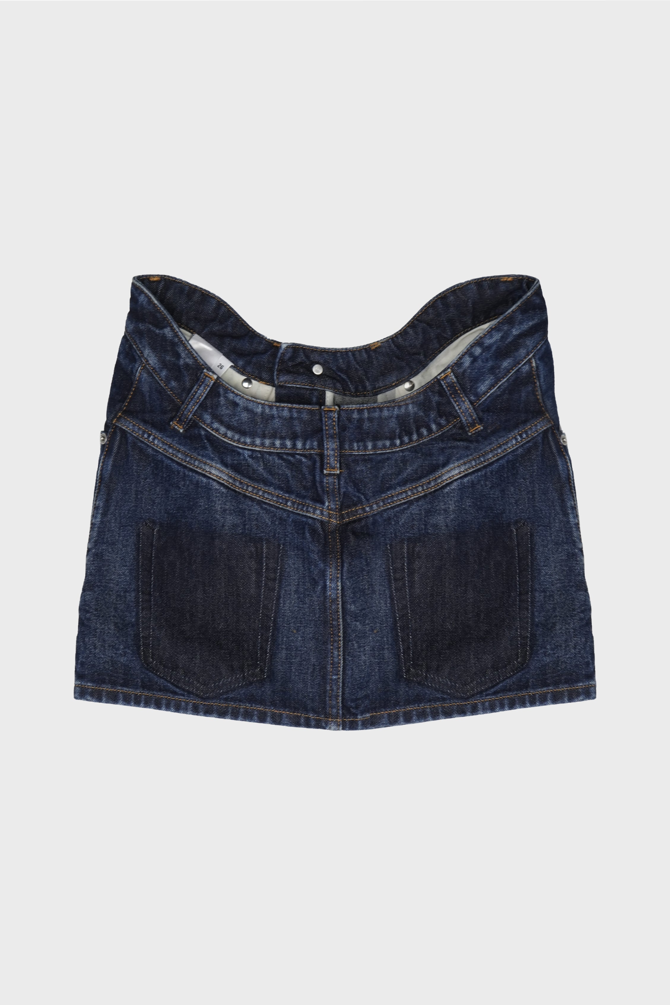 MINI SKIRT WITH CURVY WAISTBAND