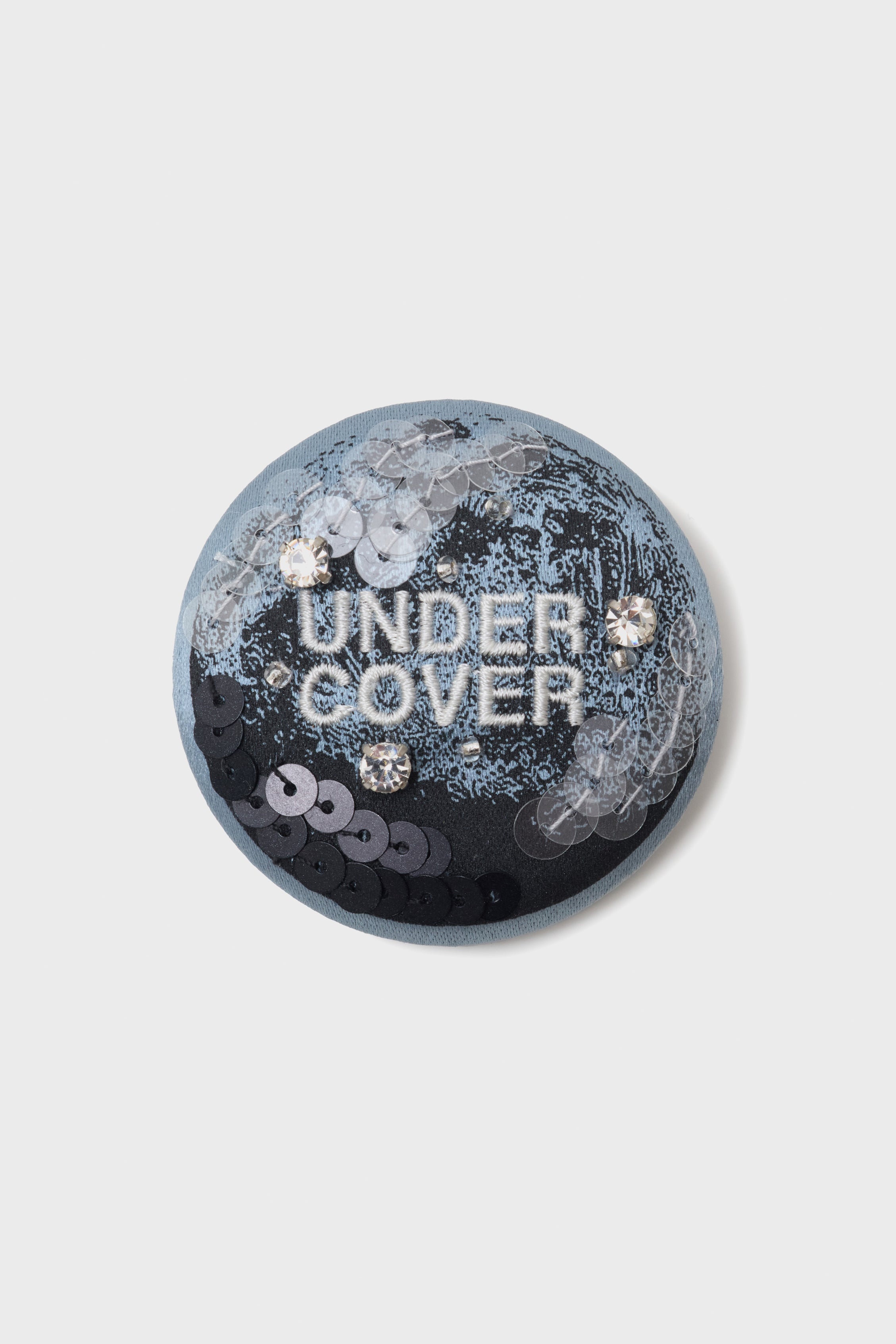 BADGE UC1F1X01-1 GREY
