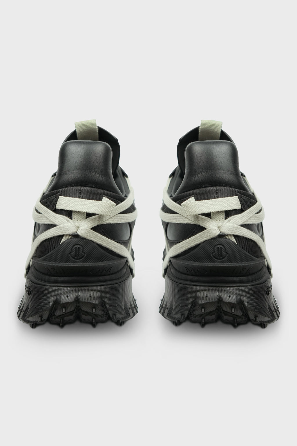 TRAILGRIP MEGALACE BLACK