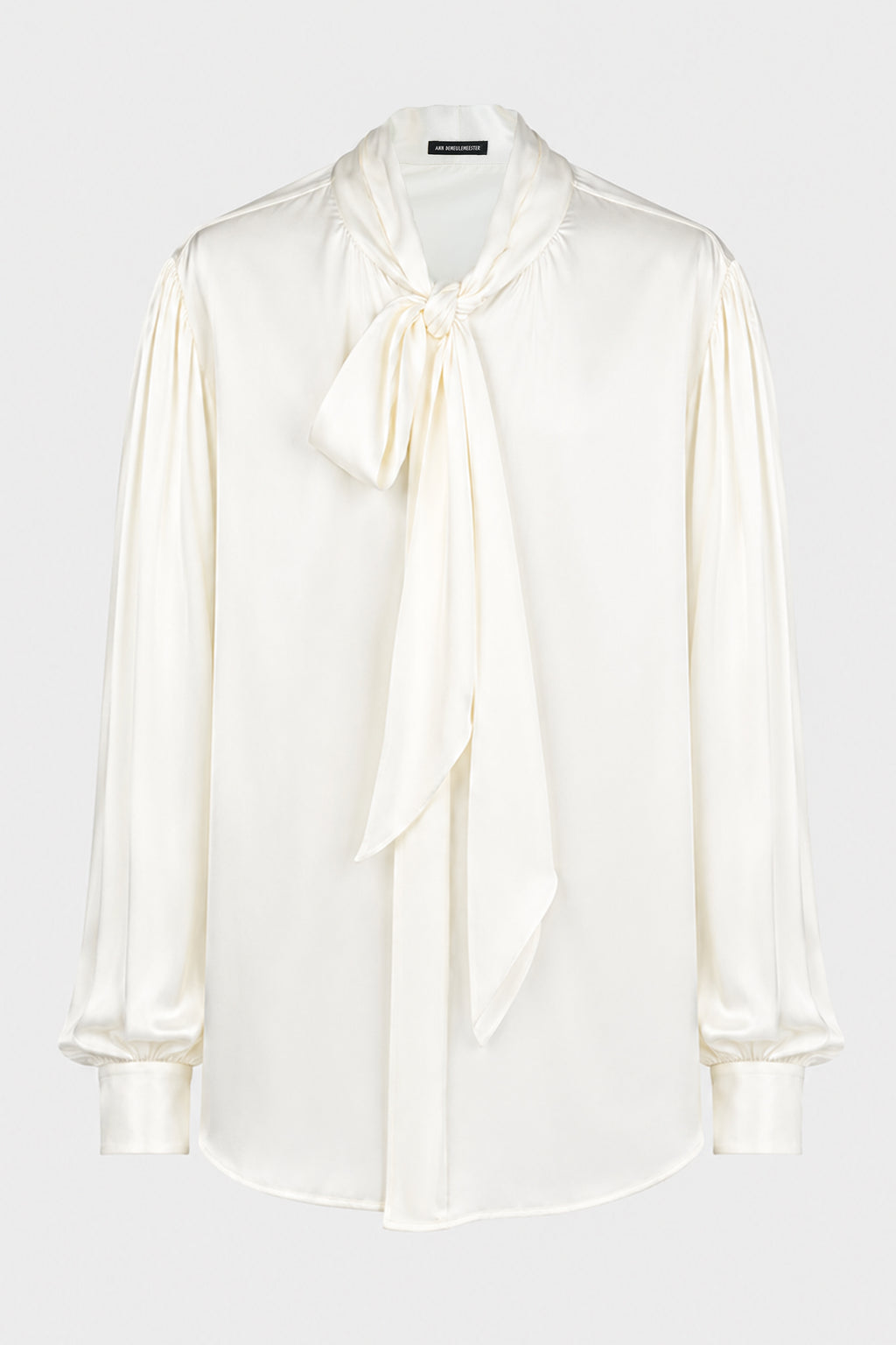 RUNO BOW TIE COLLAR SHIRT IVORY
