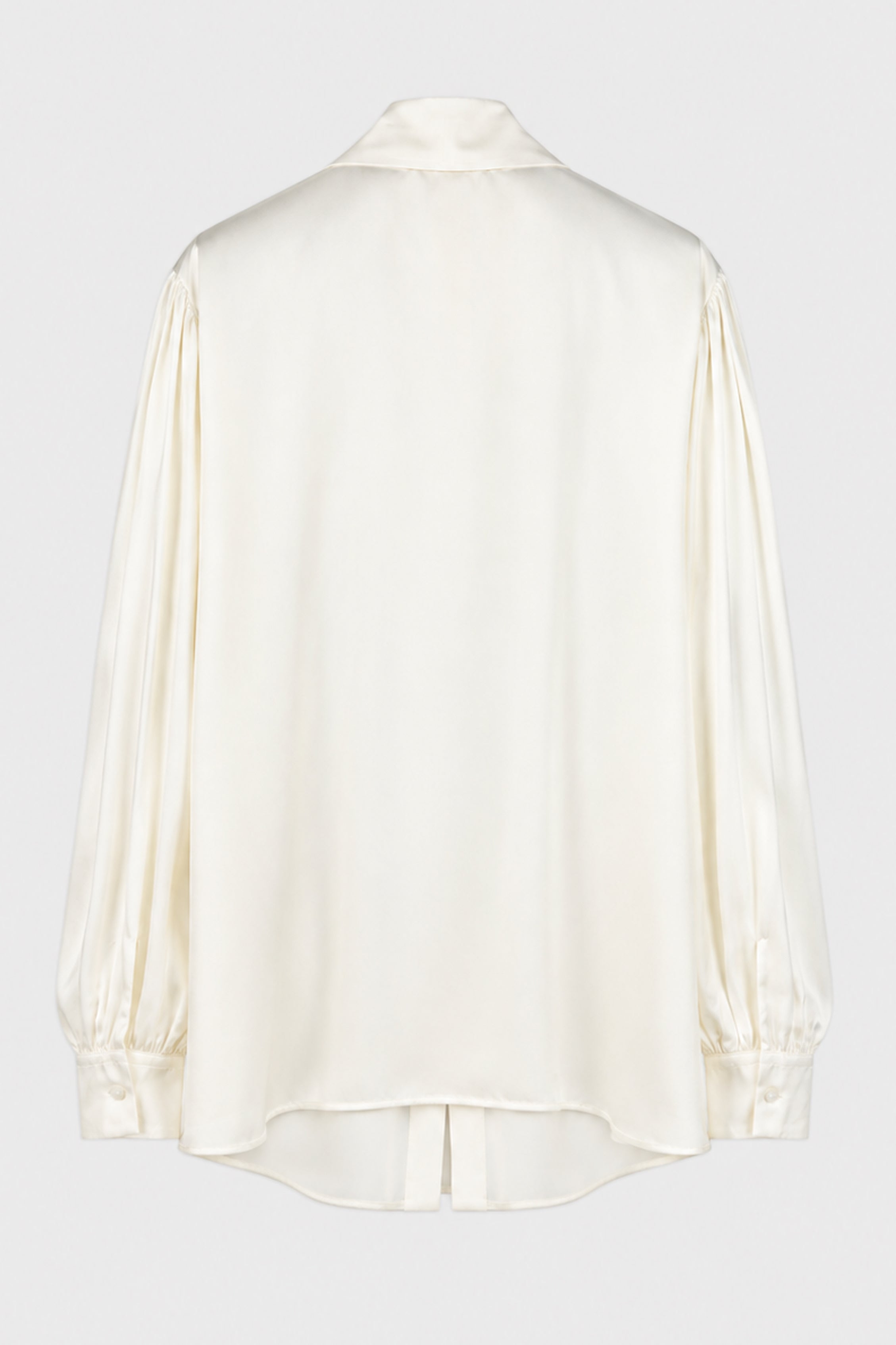RUNO BOW TIE COLLAR SHIRT IVORY