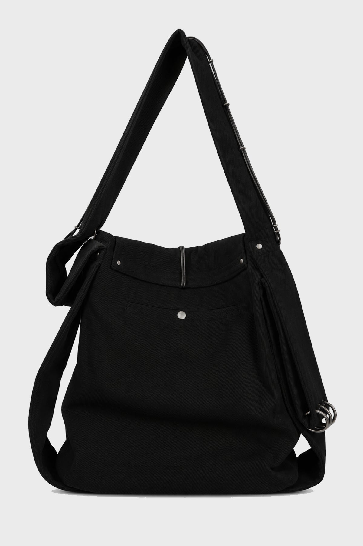 MESSENGER BAG BLACK