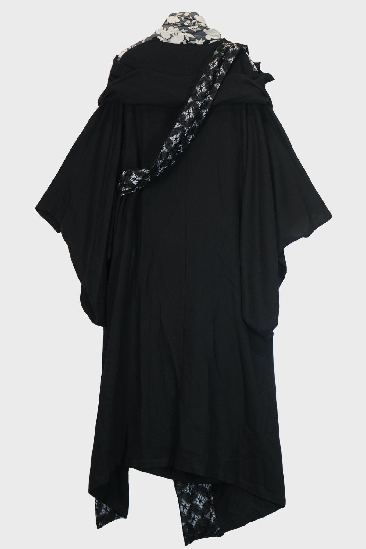 LAYERED COLLAR LONG COAT