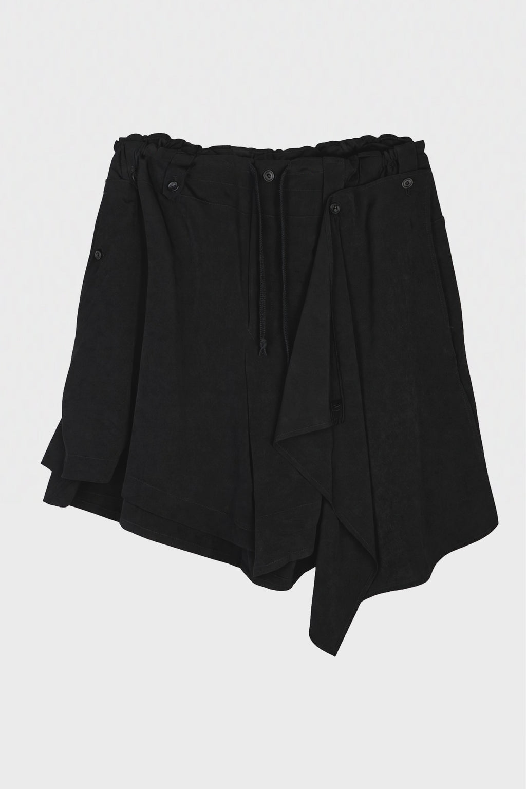 DRAPE PANEL ATTACHED SHORT PANTS