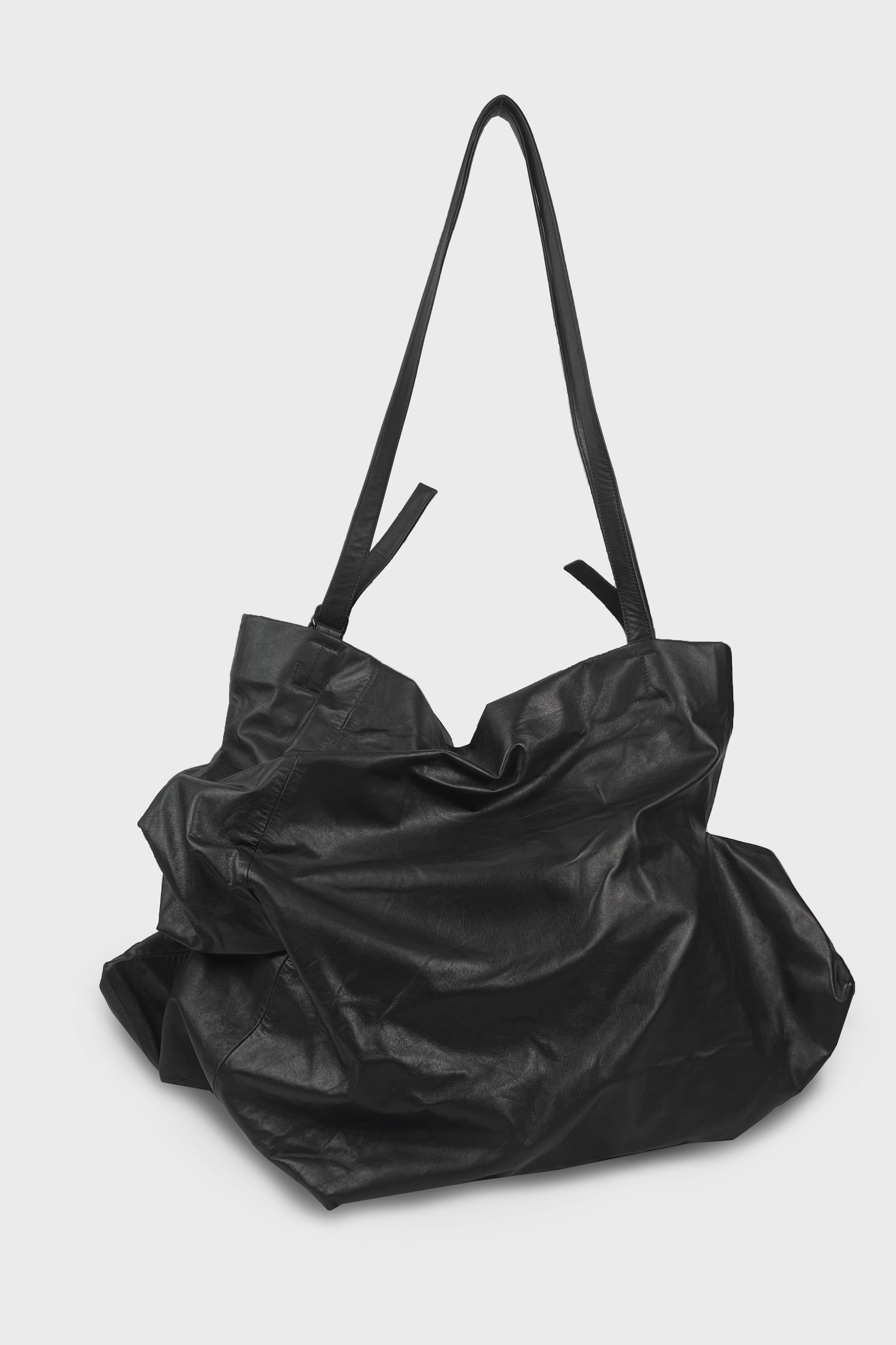 UNEVENNESS TOTE BLACK