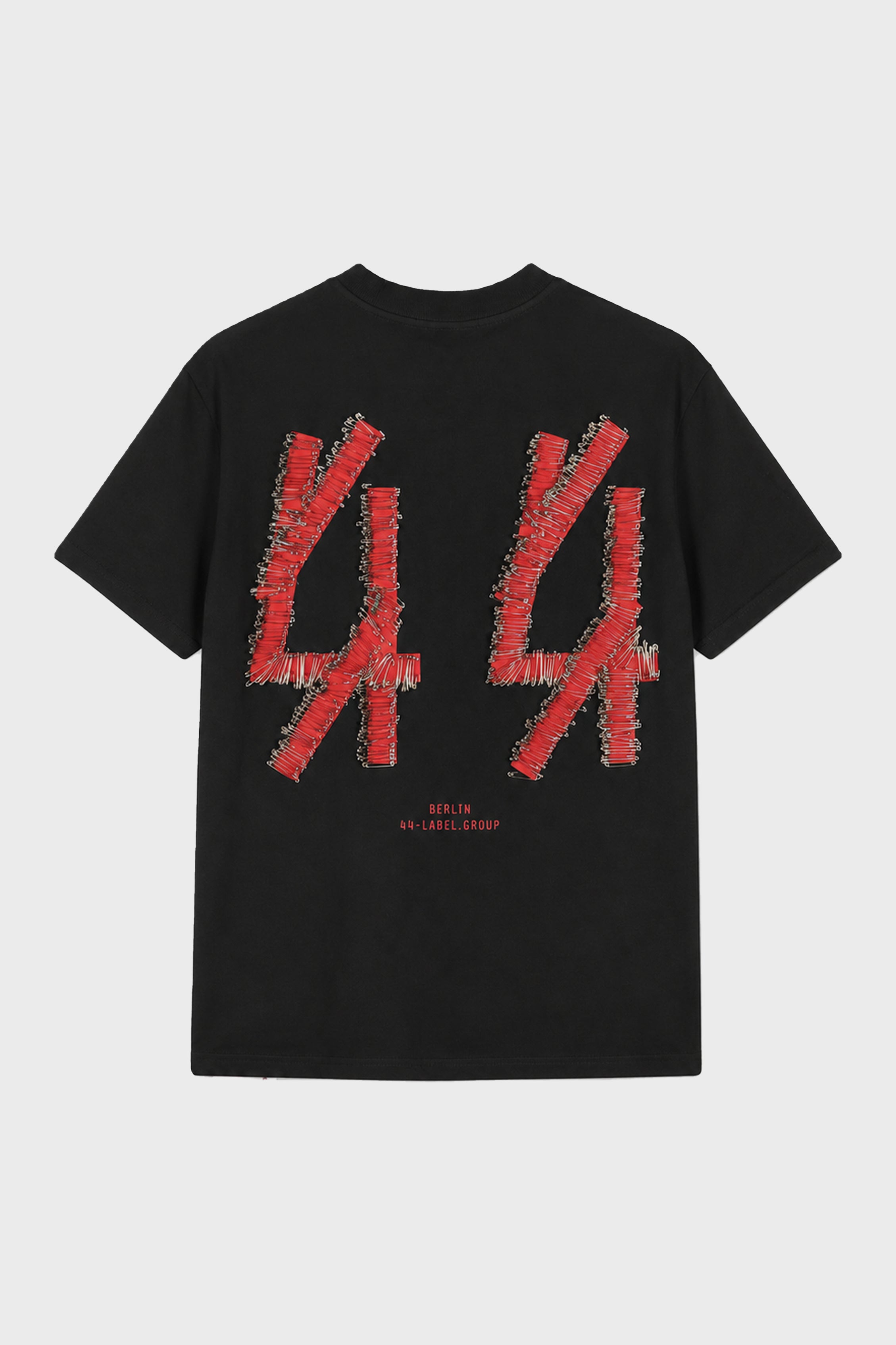 TEE BLACK + 44 SOLID RED HARDWARE