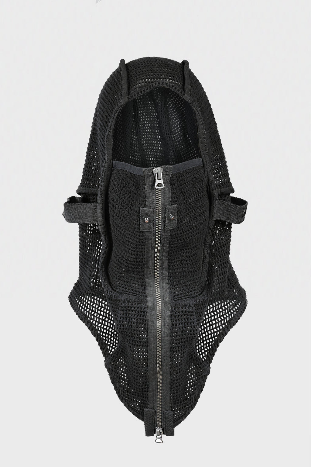 OUTER-FRAME STRUCTURE MESH MASK