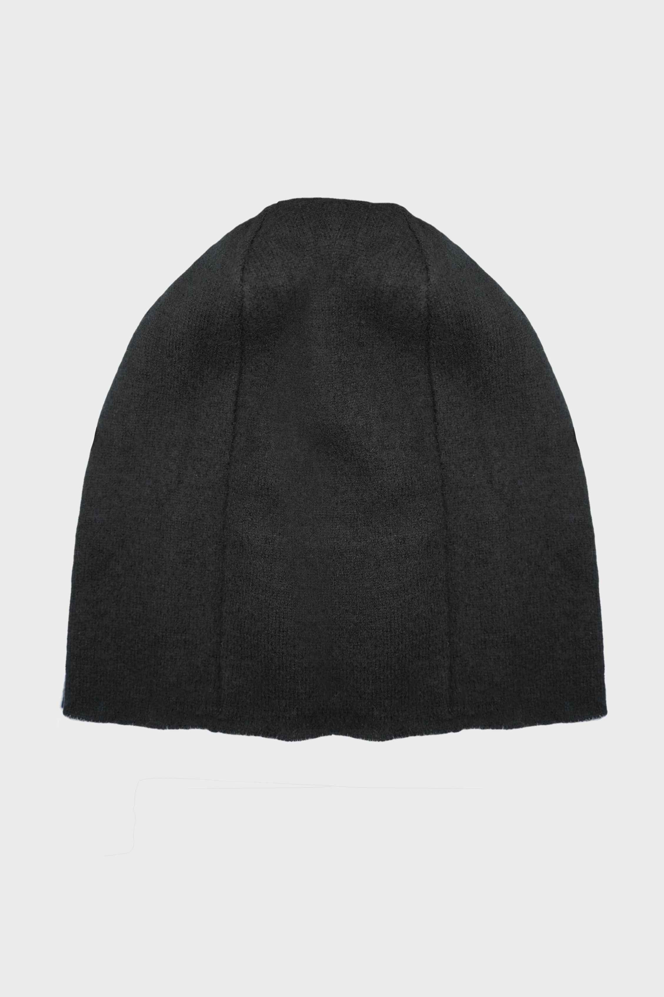 BEANIE BLACK
