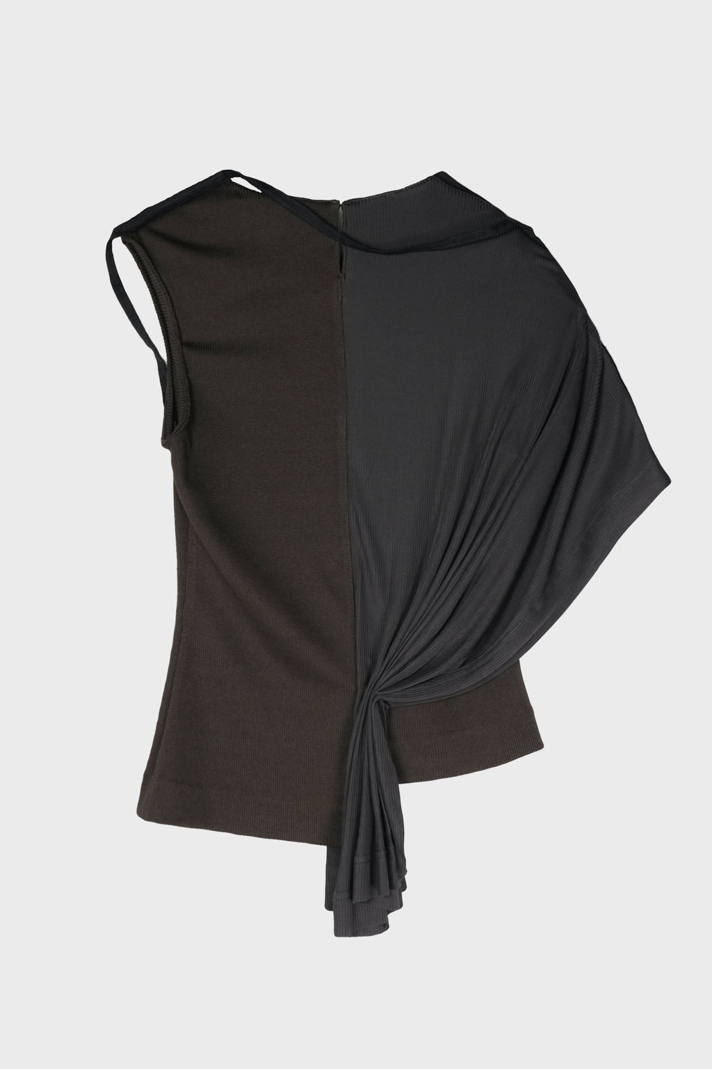 OUTLINE COLLISION TOP