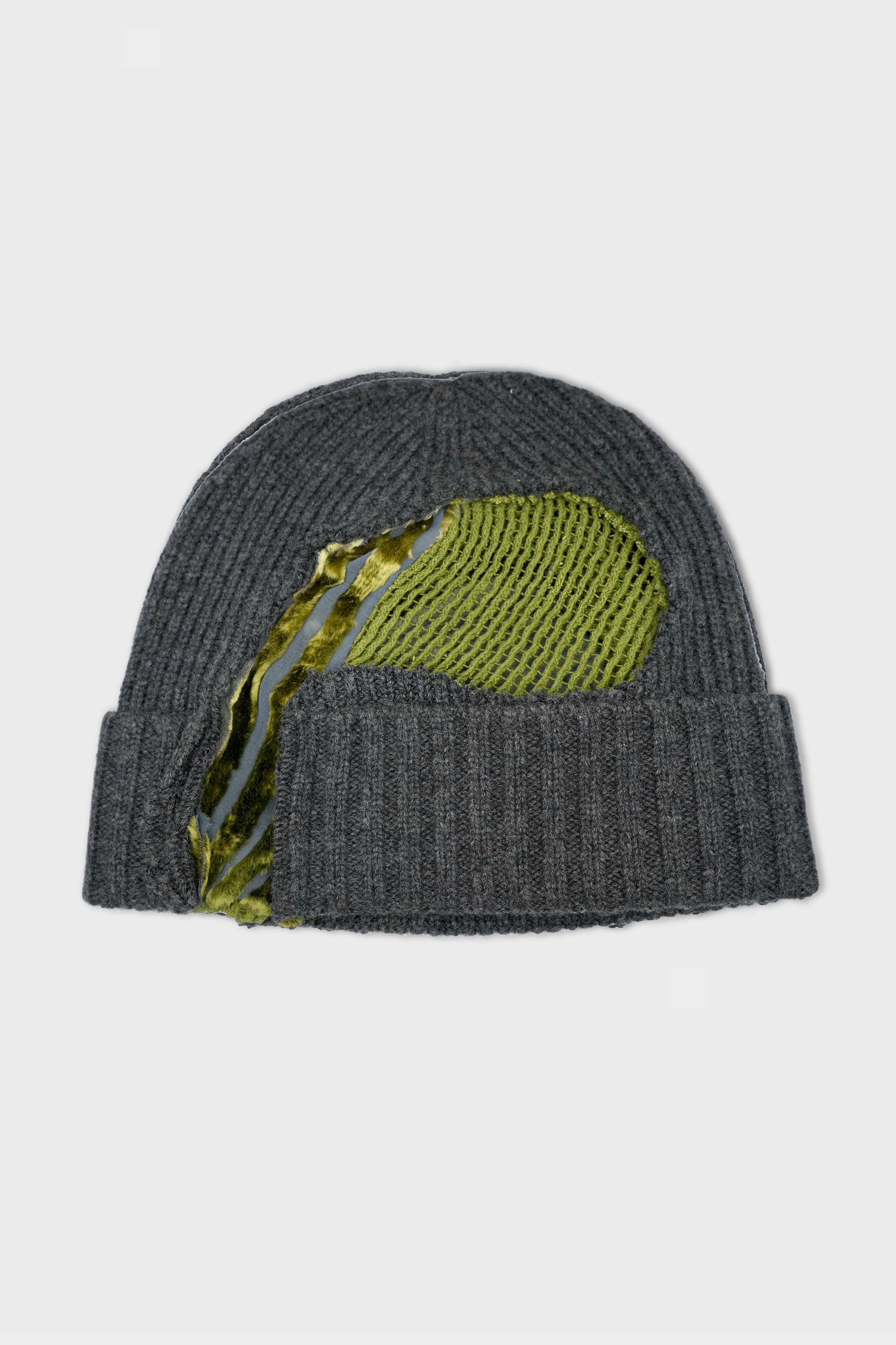DECONSTRUCT MESH BEANIE