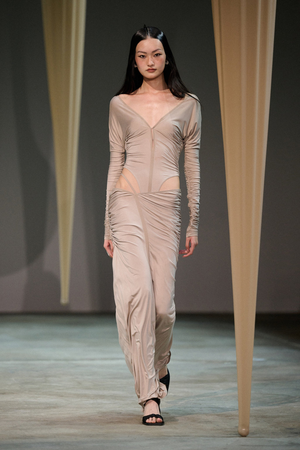 V-NECK JERSEY BODYSUIT