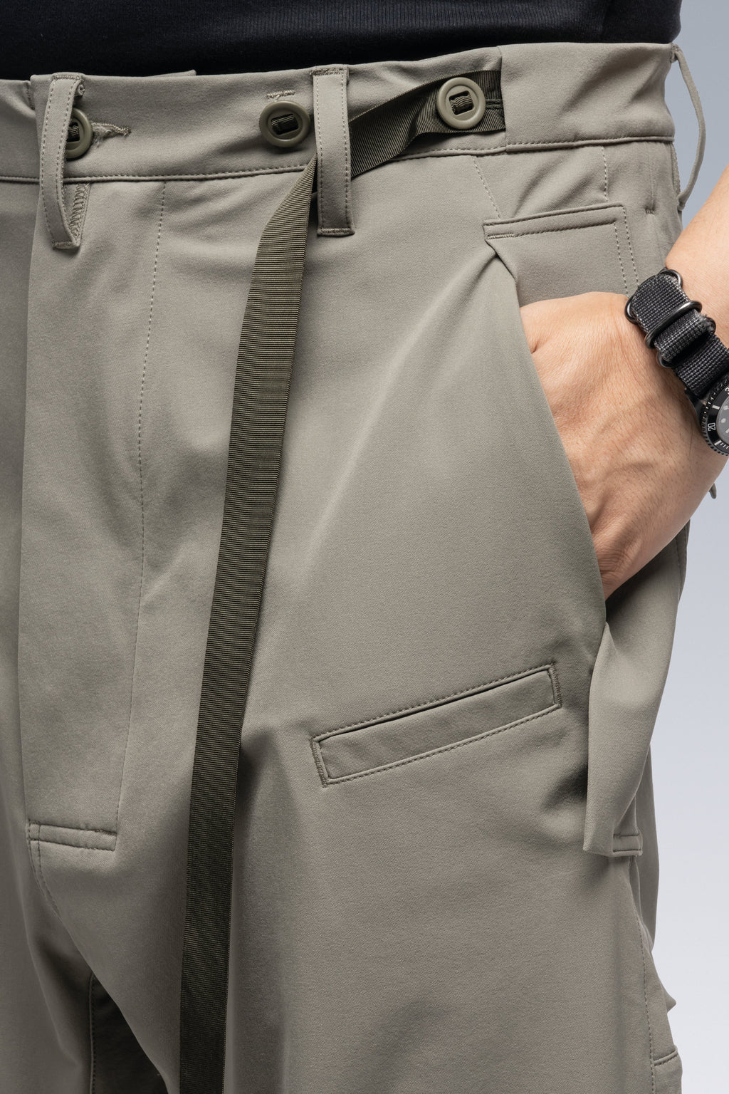 P46-DS schoeller® Dryskin™ Vent Pant - Alpha Green