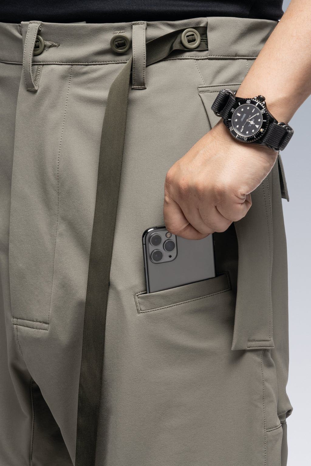 P46-DS schoeller® Dryskin™ Vent Pant - Alpha Green