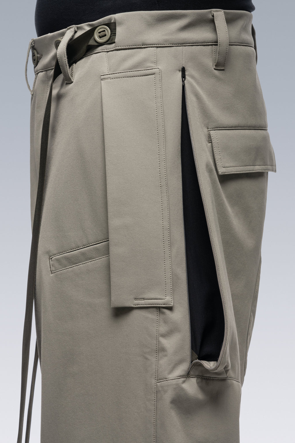 P46-DS schoeller® Dryskin™ Vent Pant - Alpha Green