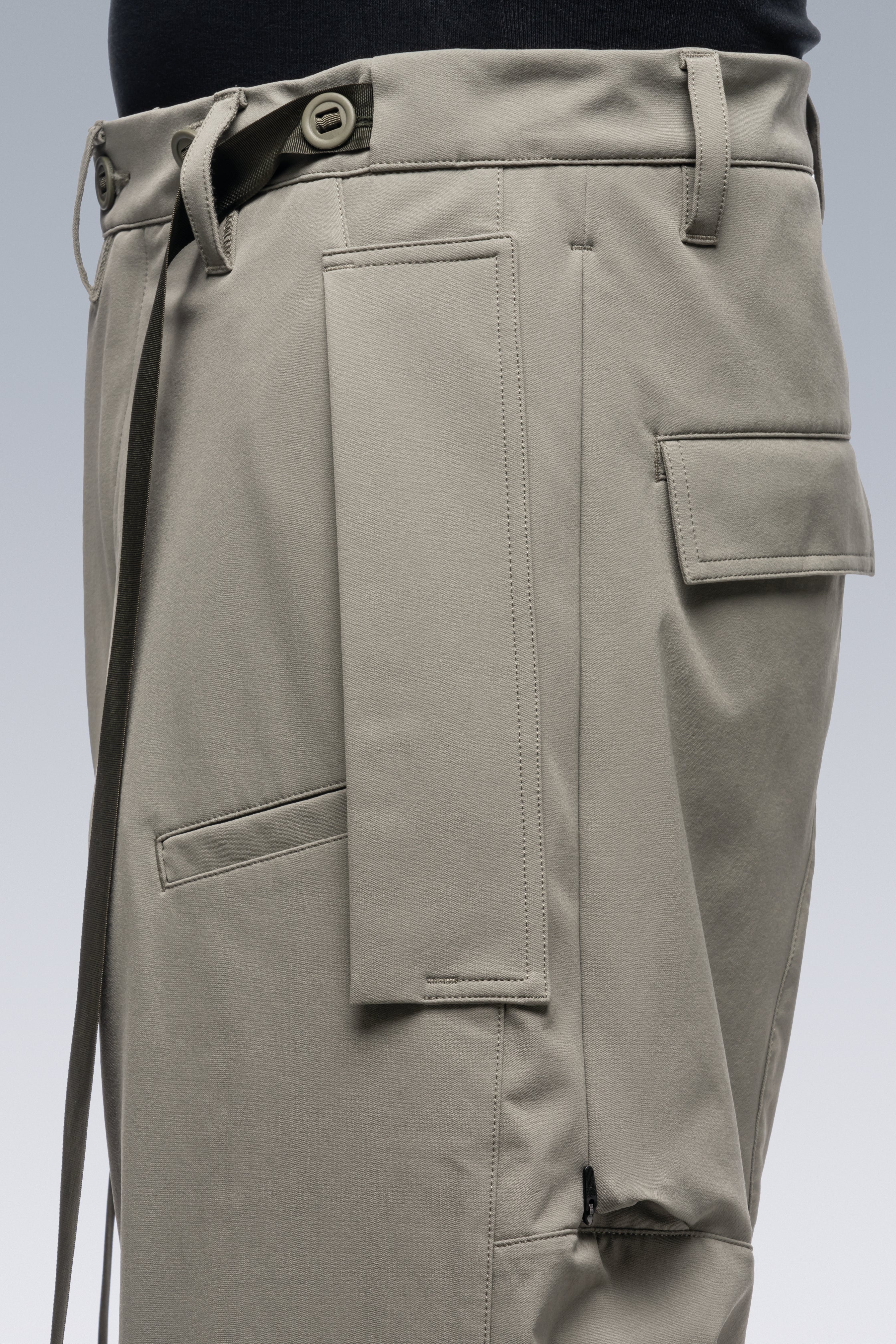 P46-DS schoeller® Dryskin™ Vent Pant - Alpha Green