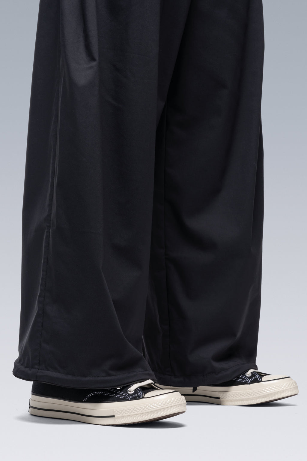 P48-CH Micro Twill Pleated Trouser - Schwarzgrün